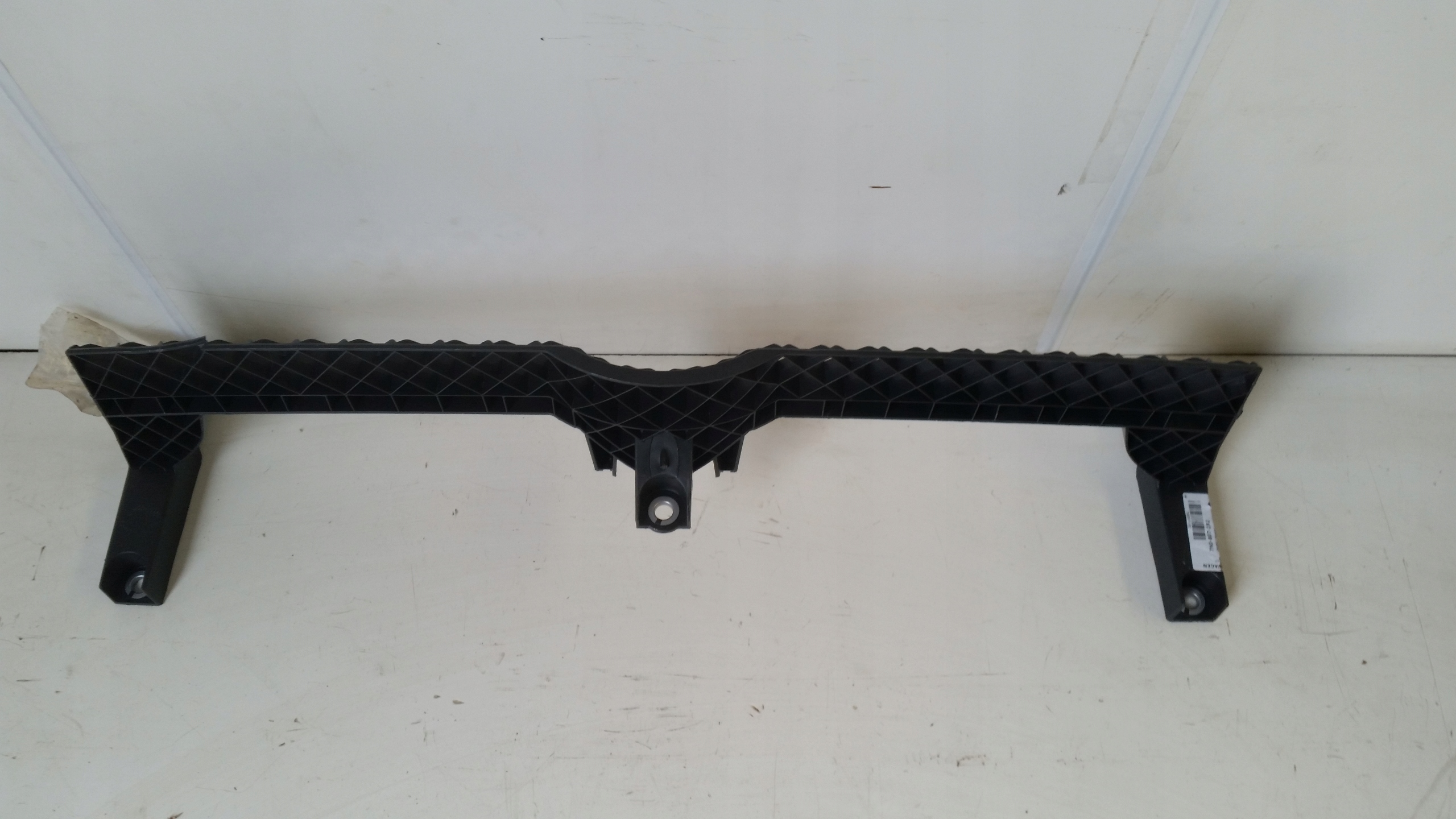 7N0807192 - Кріплення бампера VW Sharan 7N