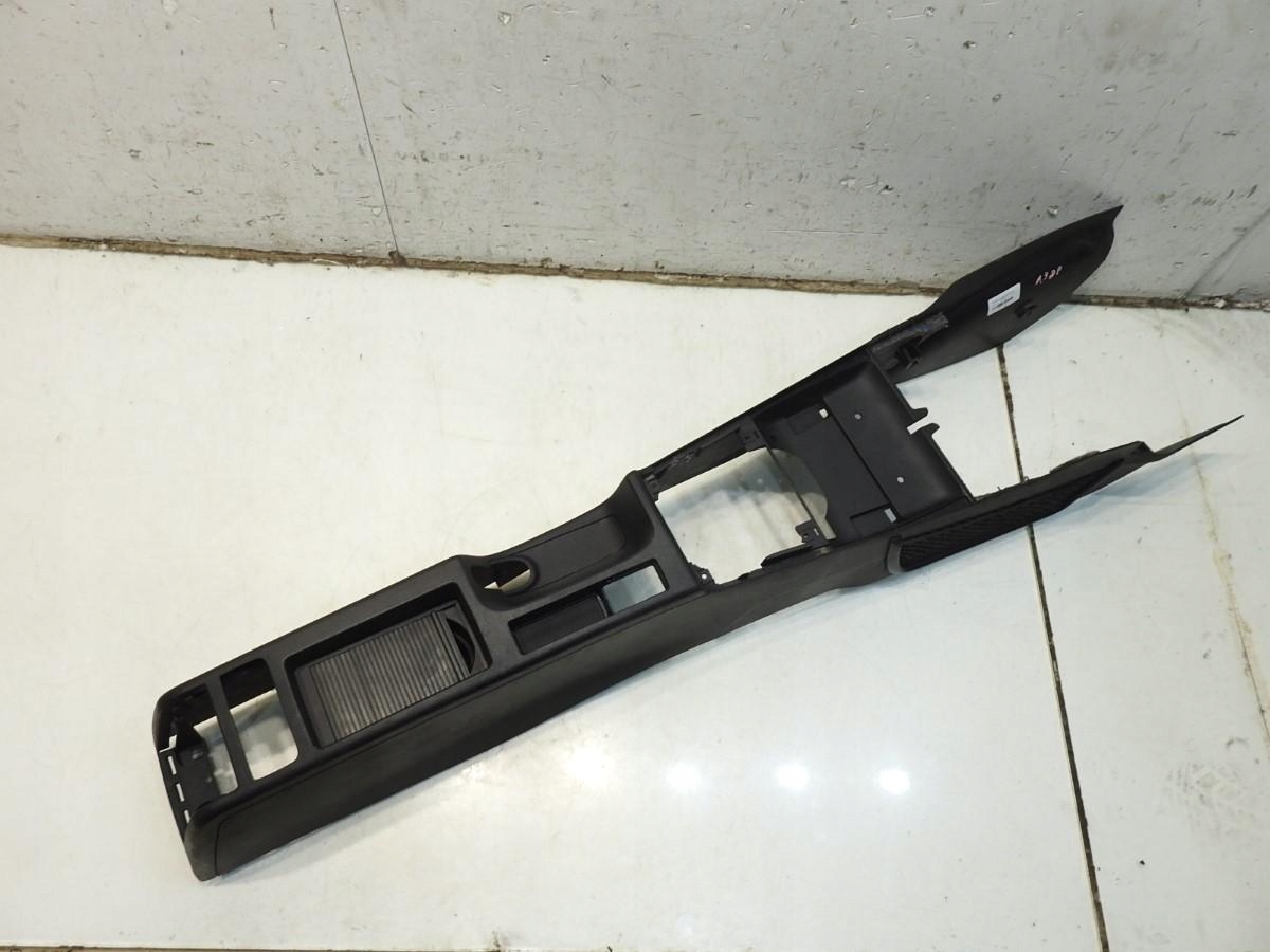тунель середина Audi A3 8P 8P1863244 8P1863244A