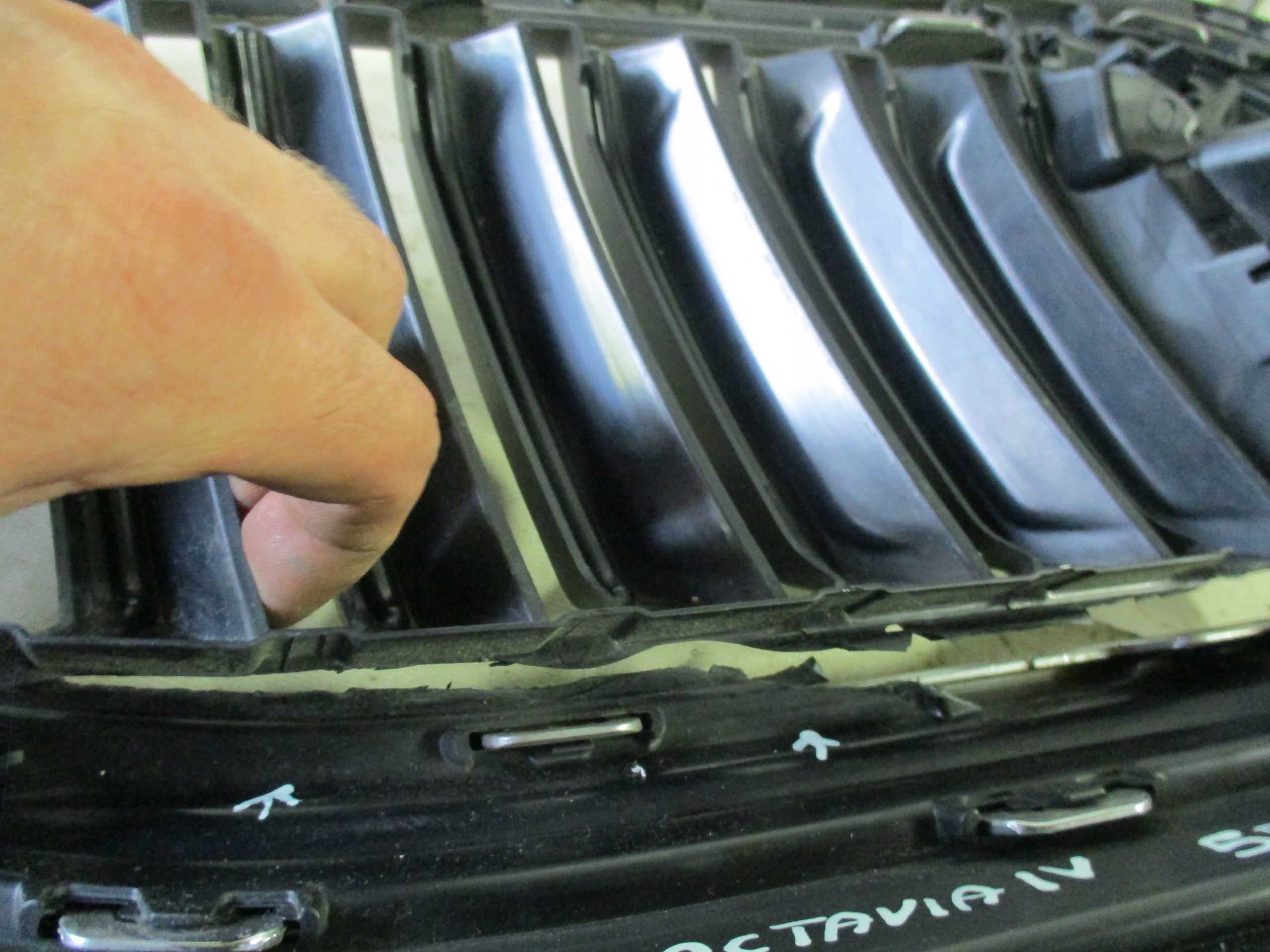 Chrom Grill Skoda Octavia IV 5E3807723