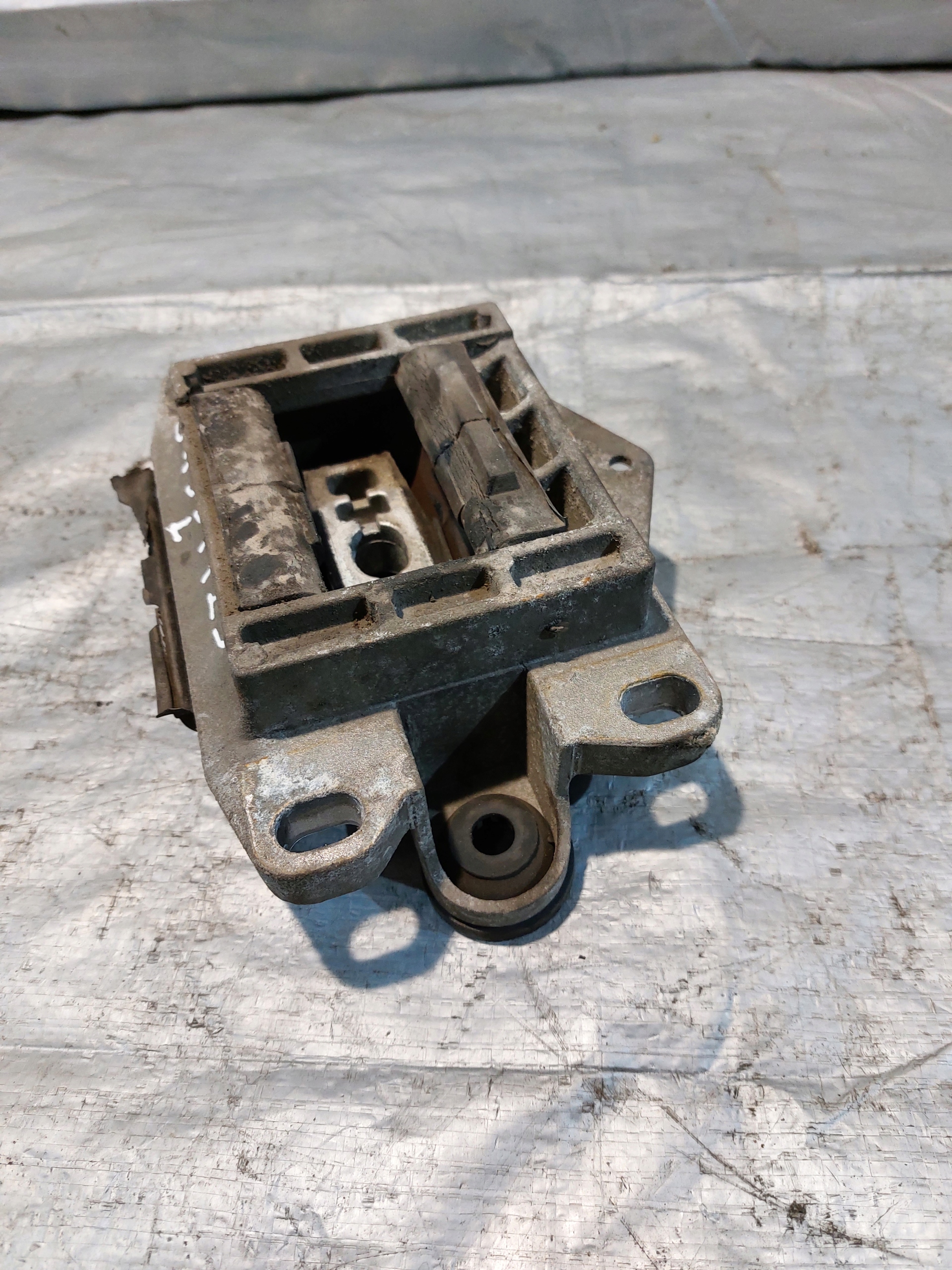airbag engine mount FORD MONDEO MK3 1.8 16v
