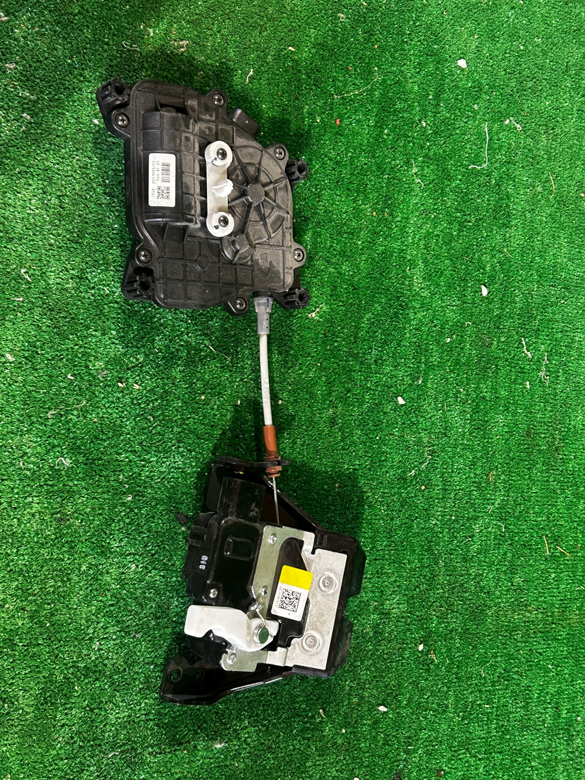 electrical lock bonnet boot KIA X-CEED