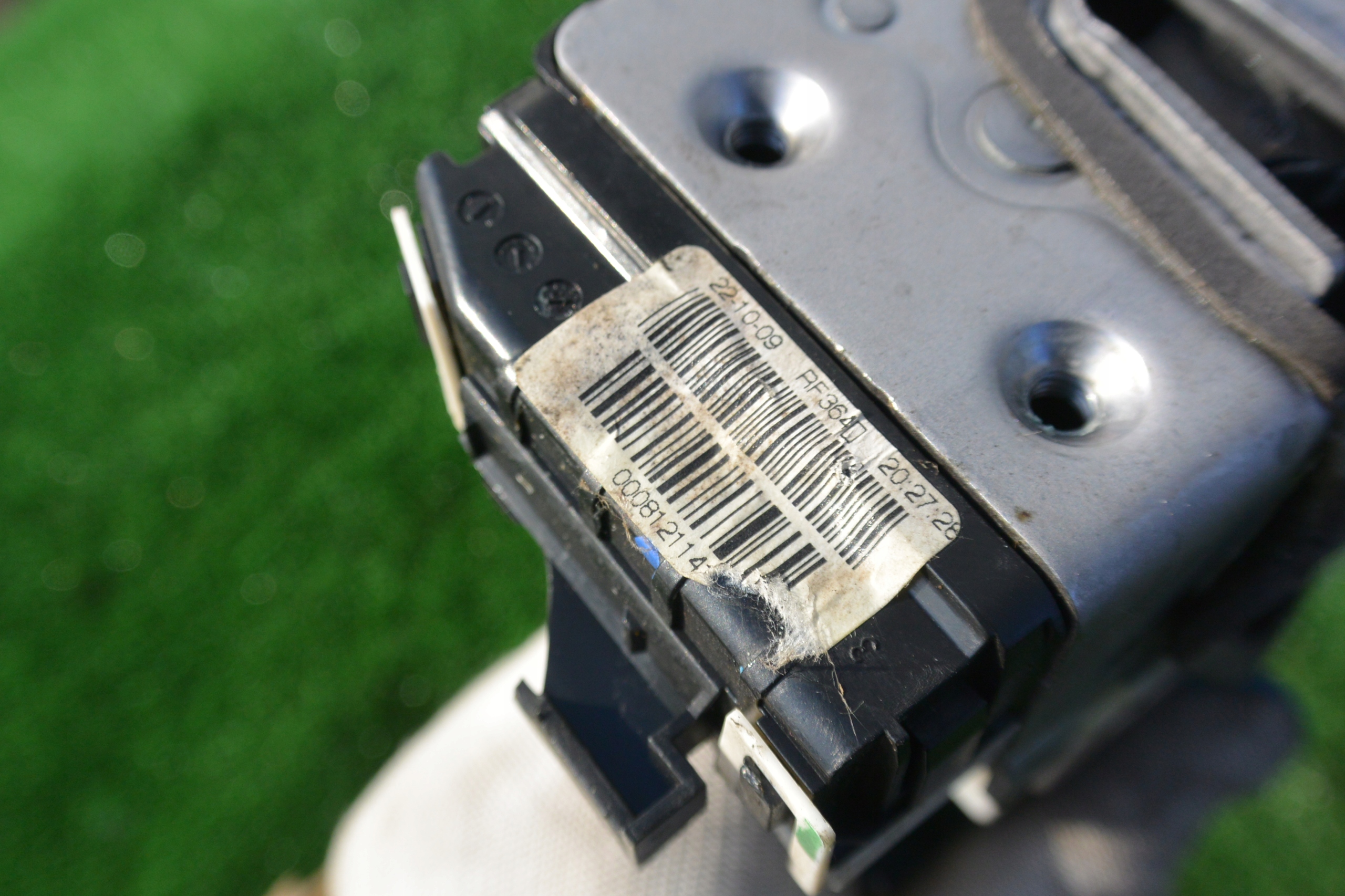 lock door right rear part KPL MERCEDES W212