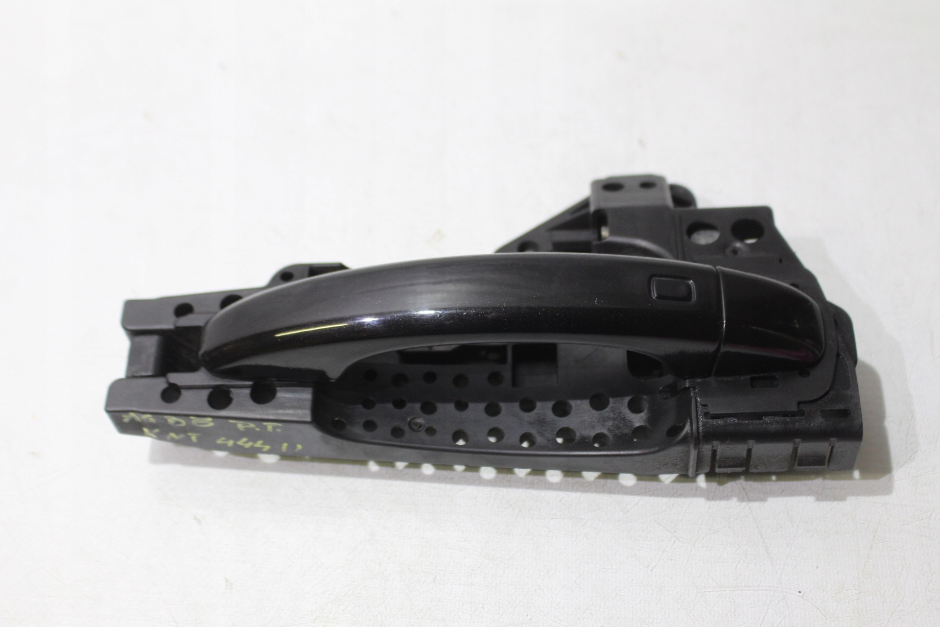 KLAMKA PRAWA TYLNA ZEW. A4 B8 2.0TDI 8T0837886A