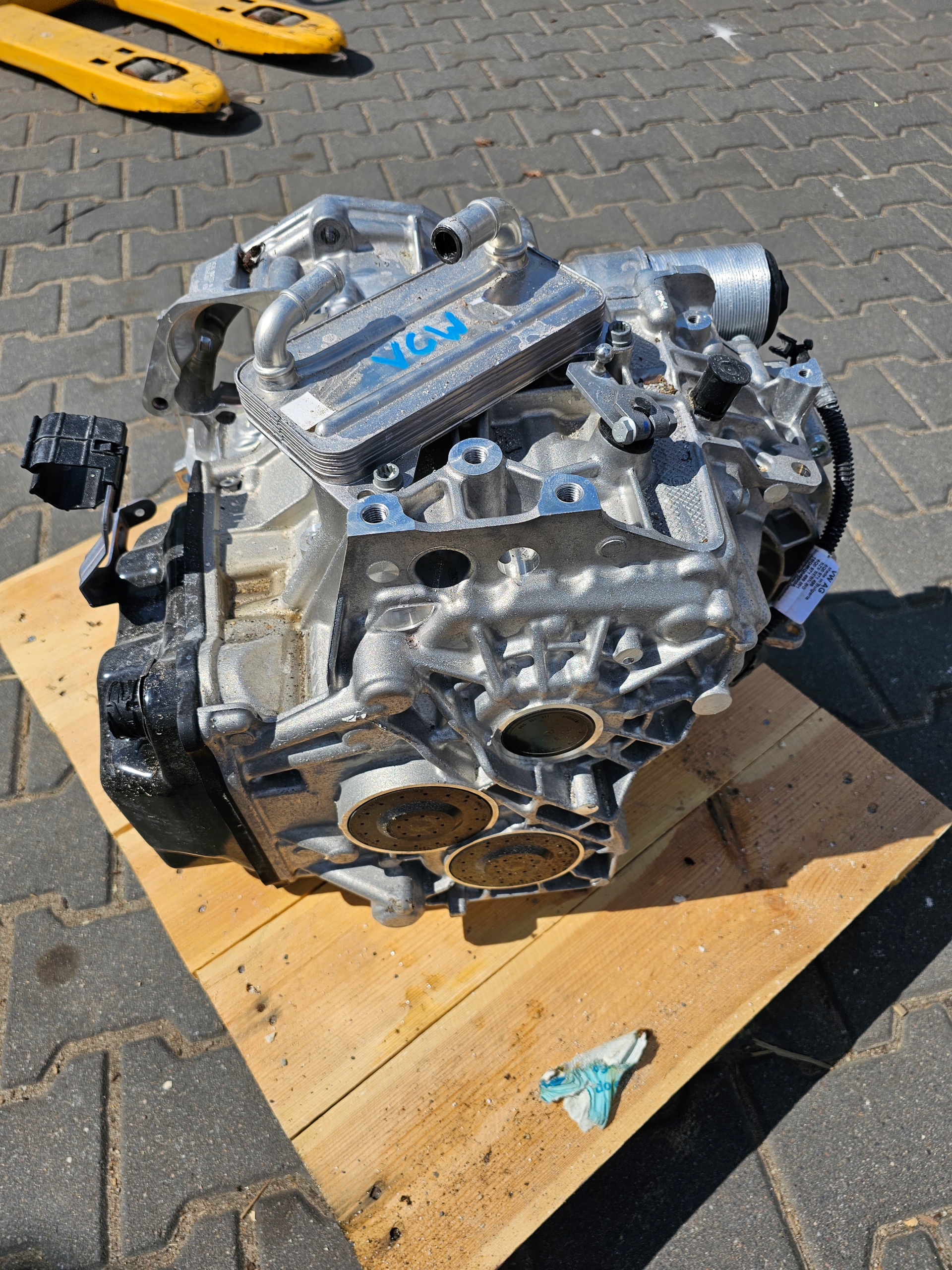 GOLF 8 A3 8Y SKRZYNIA BIEGÓW AUTOMAT VCW 2,0TDI Rodzaj skrzyni Automatyczna