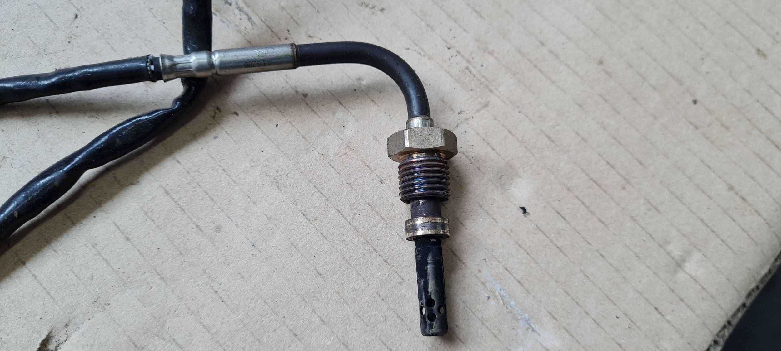 A5 8T LIFT Sensor TEMPERATURY Gase 2.0 TDI 4G0906088J A4 B8 Q5 A6 C7