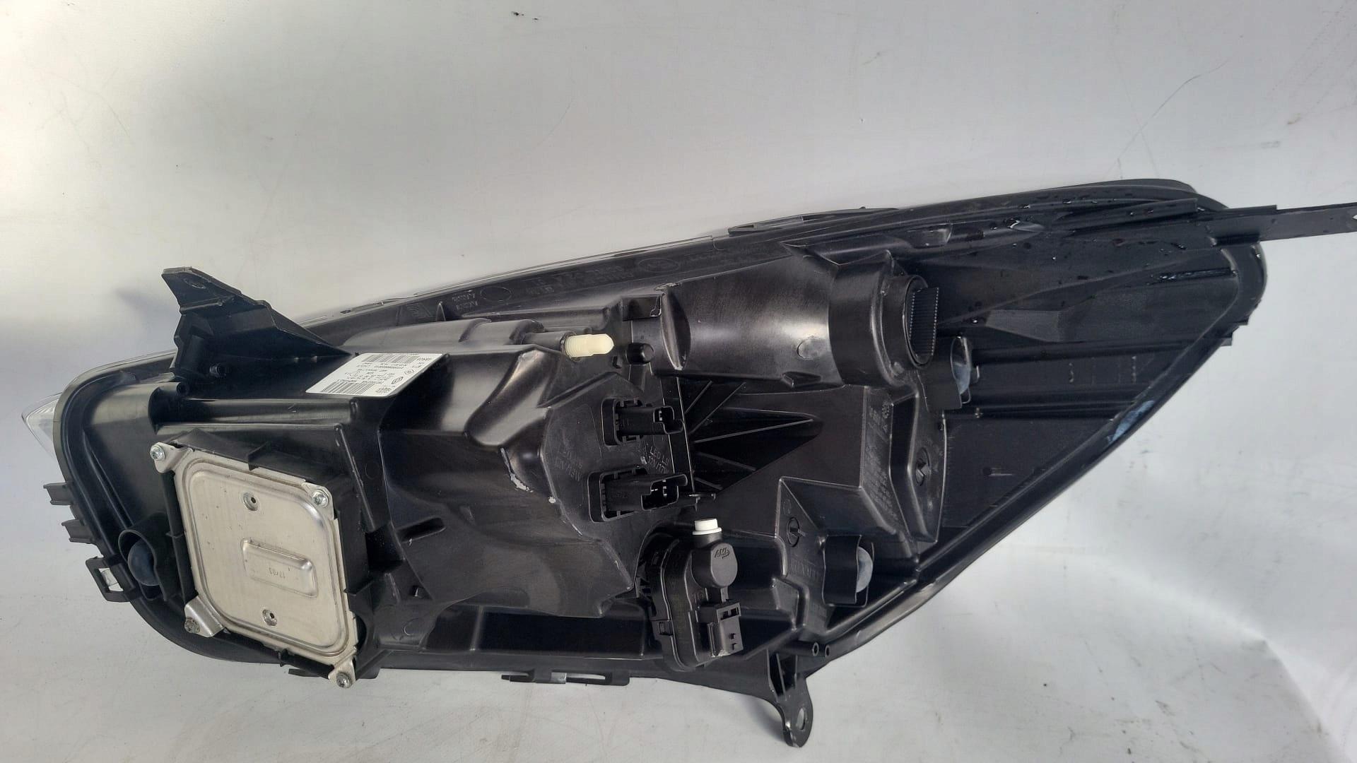 RENAULT CLIO 4 IV LIFT light front front right FULL LED 260100274R