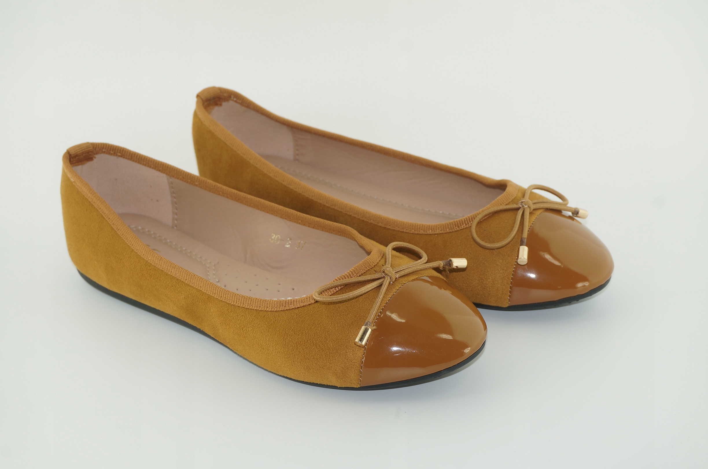 

Wsuwane Eleganckie Wygodne Baleriny Damskie r.39