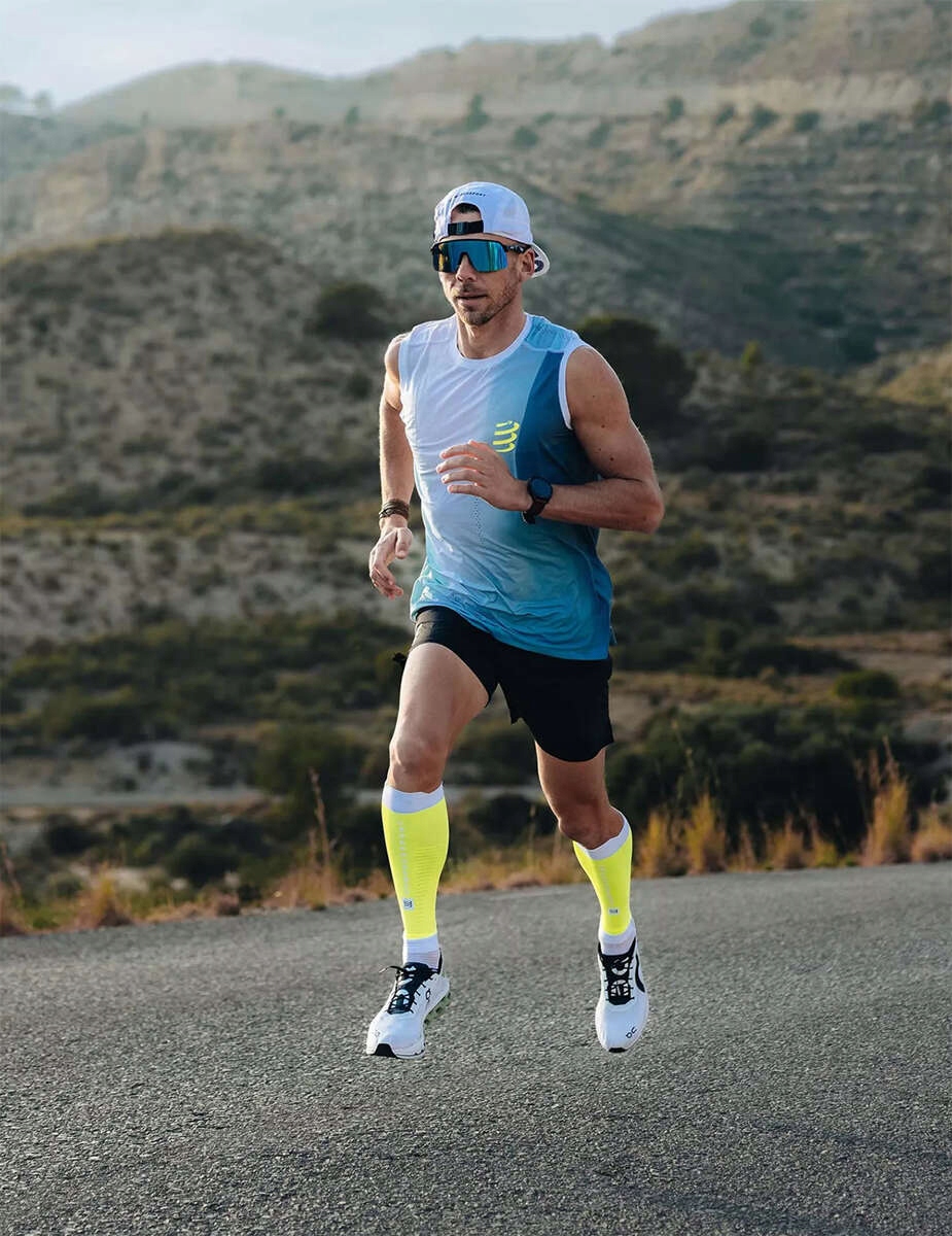 Opaski kompresyjne na łydki Compressport R2 3.0 T2 EAN (GTIN) 7630102562453