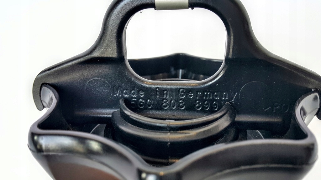 ŚRUBA KOŁA ZAPASOWEGO VW GOLF VII 7 5G0803899 Producent części Volkswagen OE