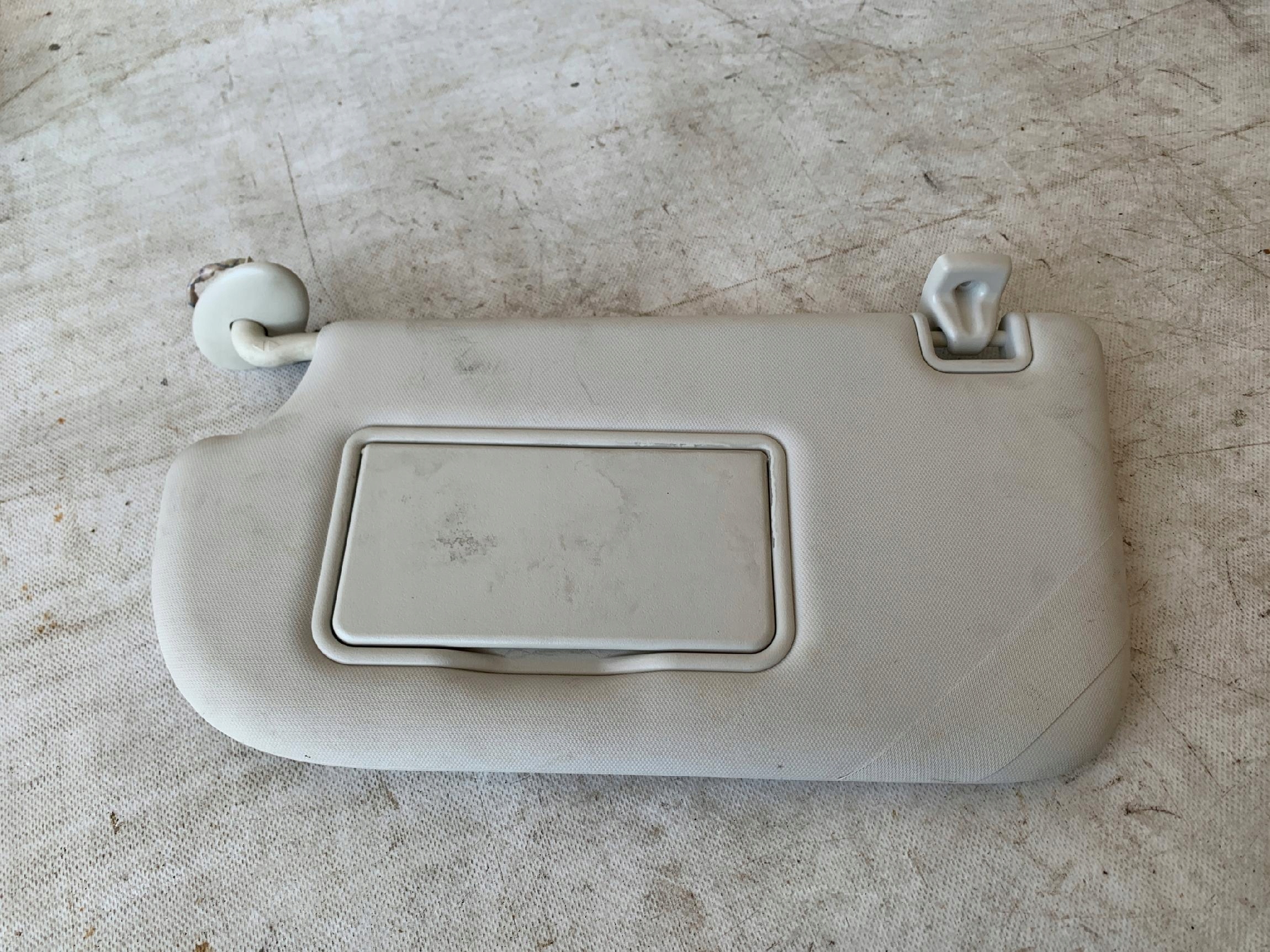 # cover PRZECIWSLONECZNA right left FORD KUGA MK2