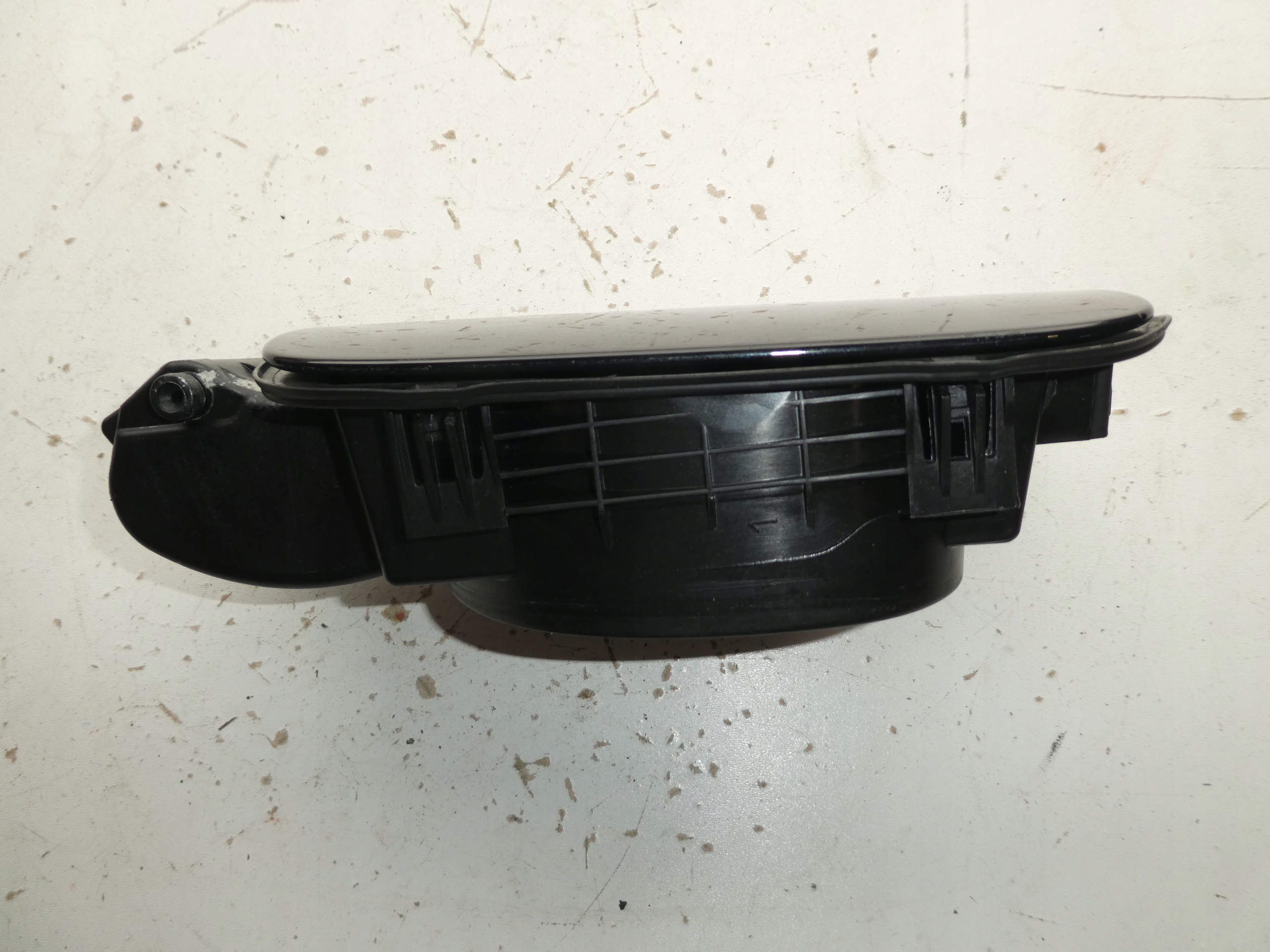 AUDI A4 B8 VOLET TRAPPE CARBURANT CARBURANT 8K0809999A