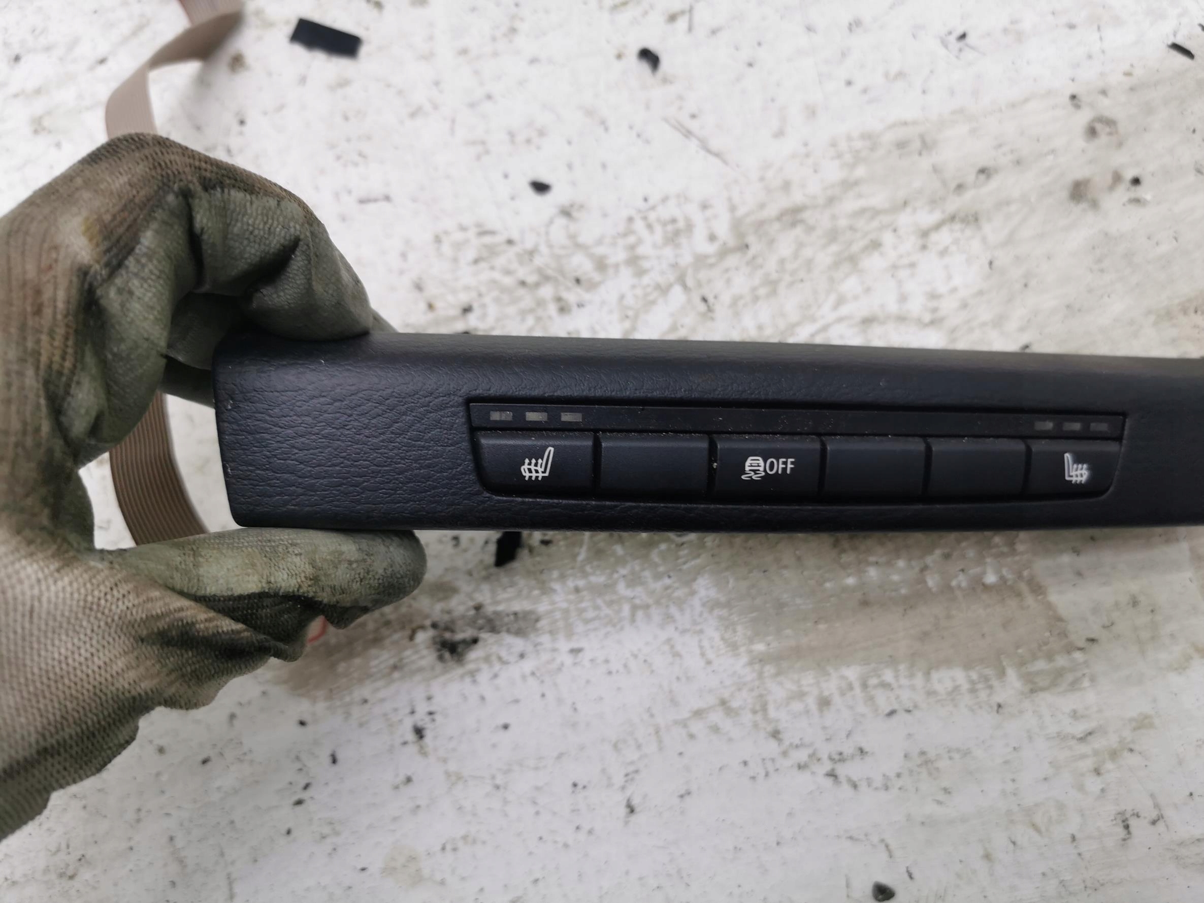 switch PODGRZEWANA seats BMW X1 E84 9195175