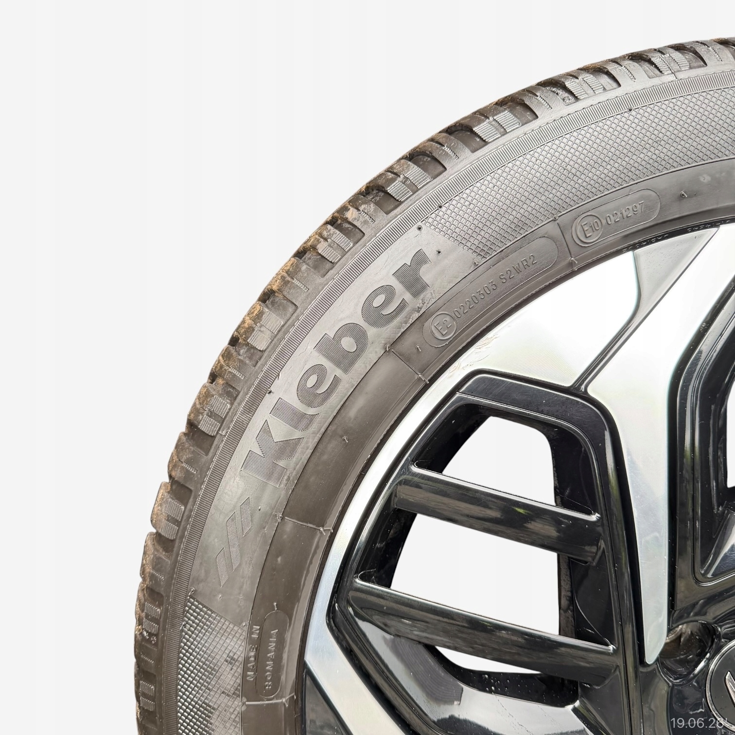 discs wheels tyres CITROEN CONTINENTAL KLEBER 195/60/18 4MM CALOROCZNE M+S