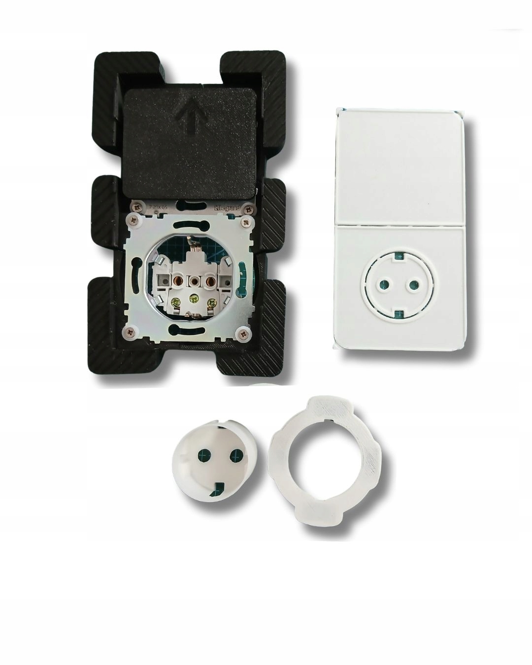 Skrytá zásuvka a samostatný naddoskový spínač do kuchyne pre svetlé dlaždice