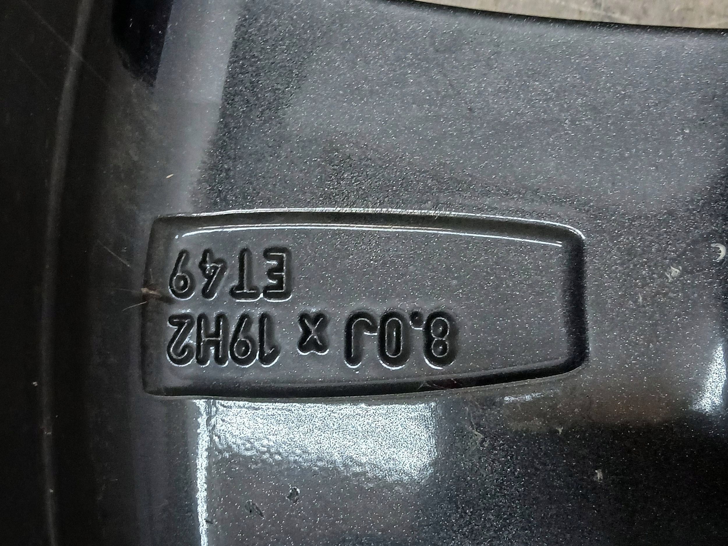 disk hliníkový SEAT LEON 5FA 8J 19" ET49 5X112 5FA601025F