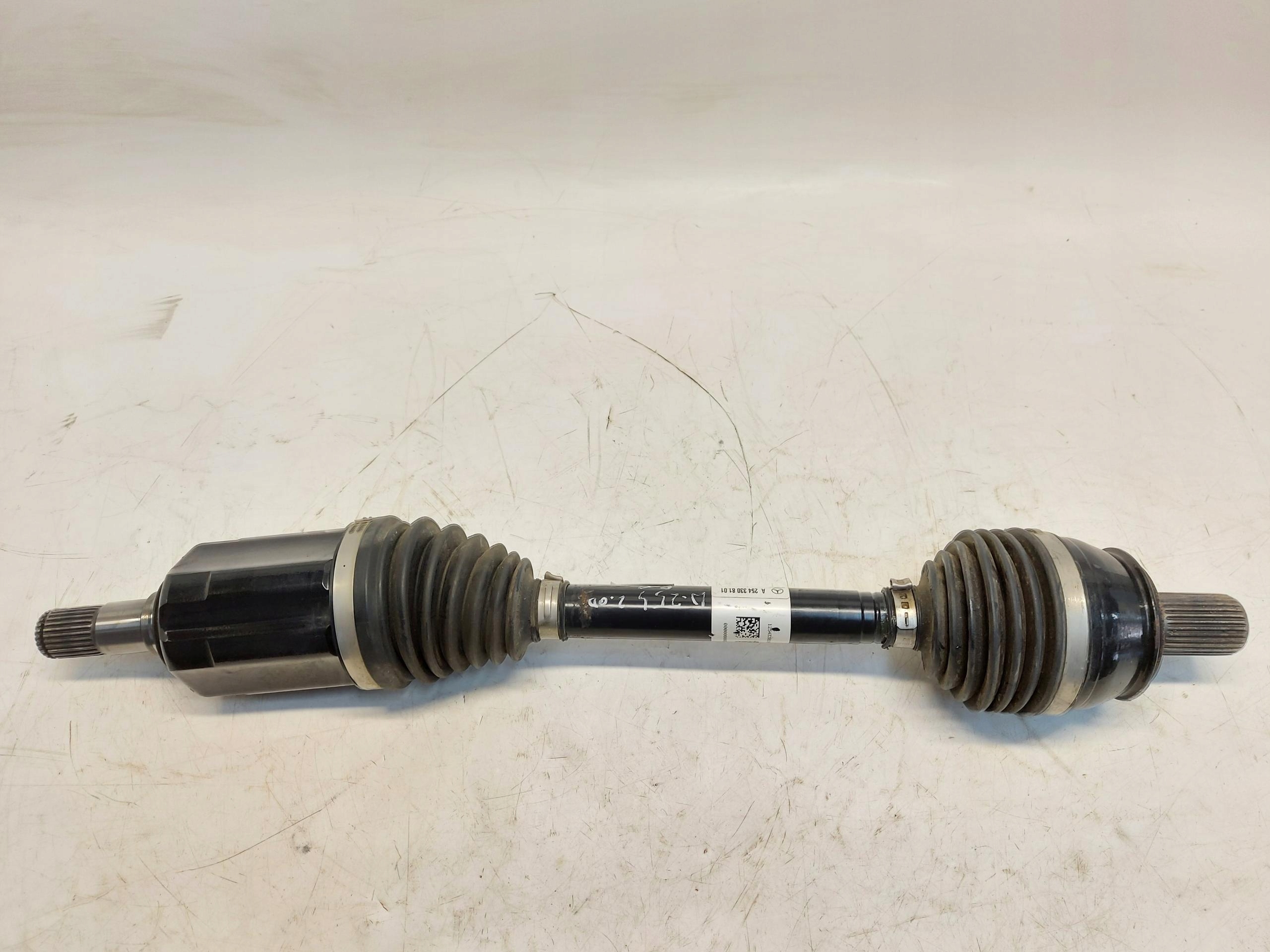 Mercedes W254 GLC 220d semi-axis right front A2543308101