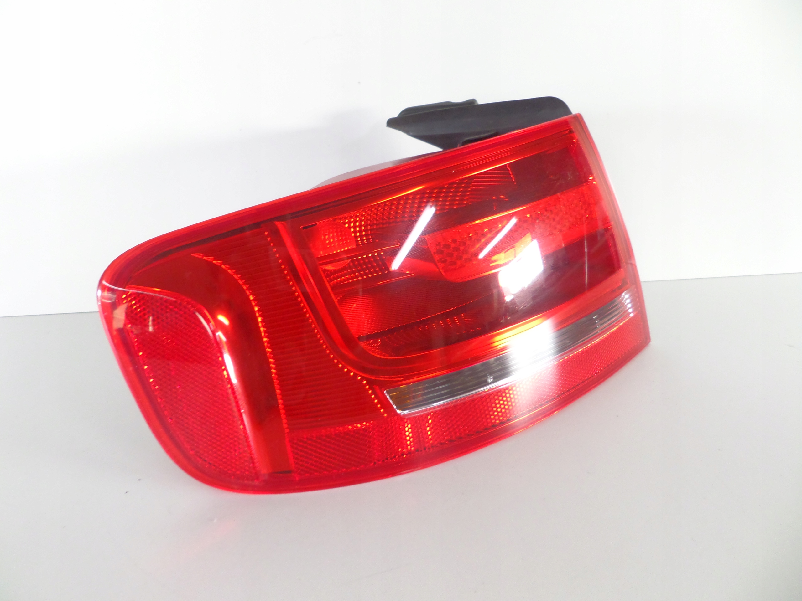 light rear rear part left AUDI A4 B8 07-11 SDN