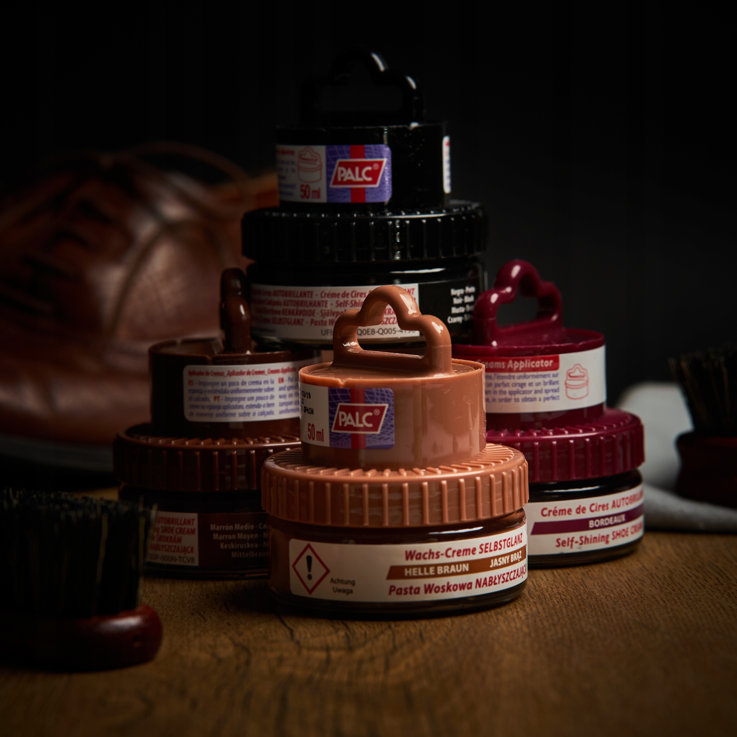 KREM WOSK DO BUTÓW NABŁYSZCZACZ PASTA BORDO 50 ml Model 1900