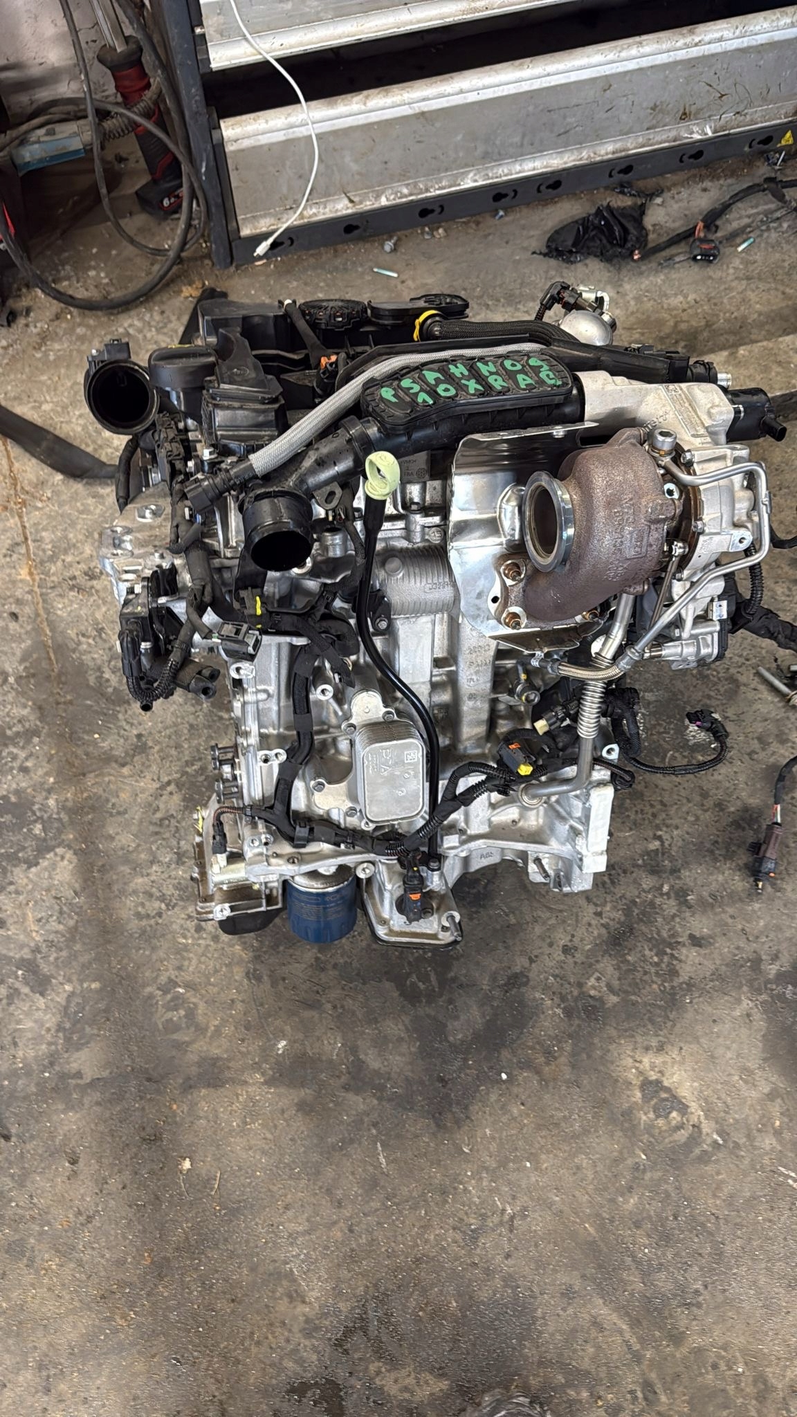 engine complete PEUGEOT 10XRAB PSA HN09 2TYSKM