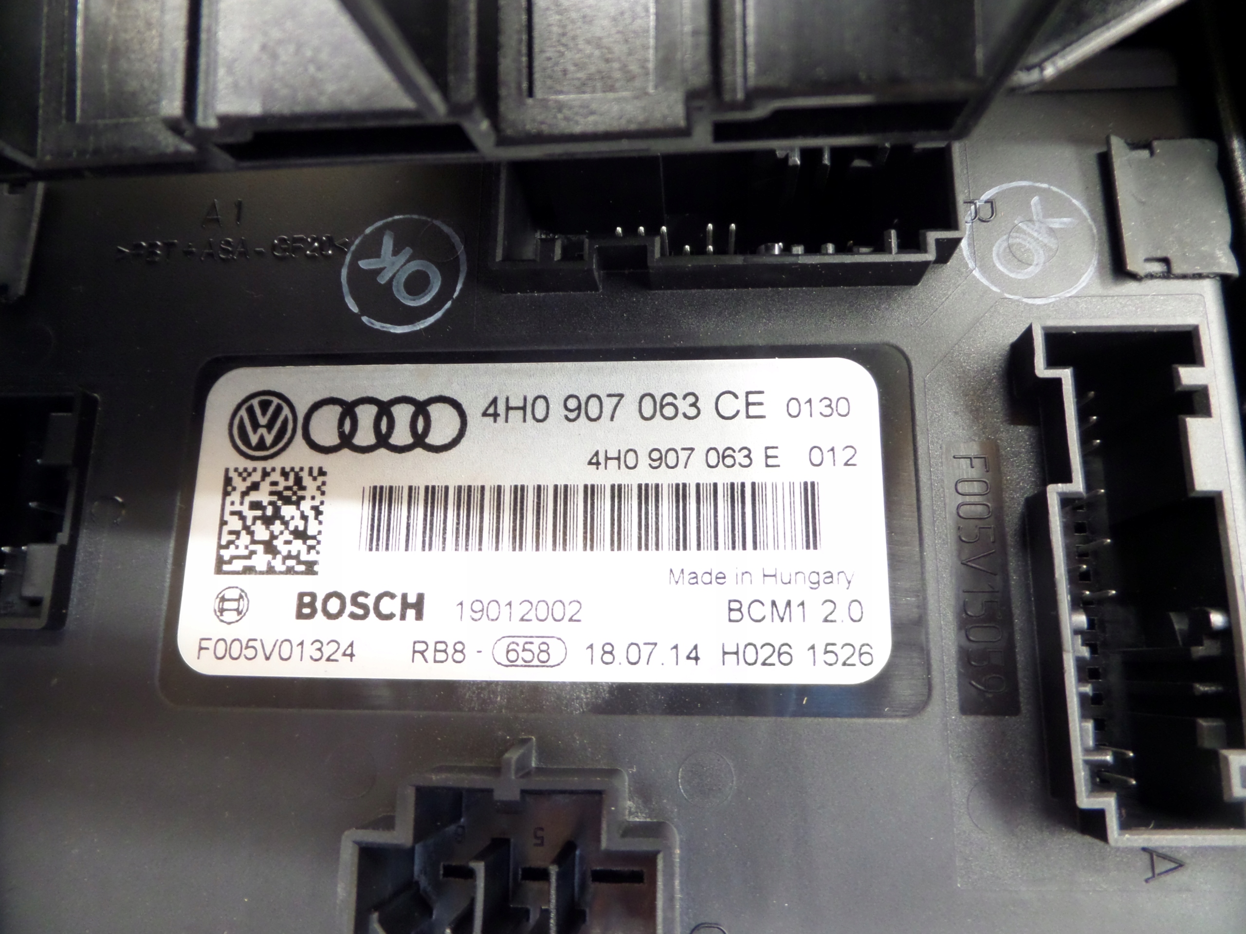 Unité commande confort AUDI A6 C7 4H0907063CE