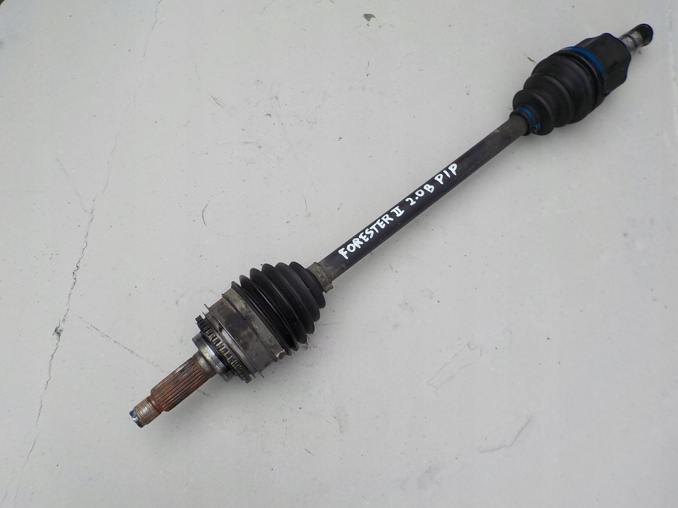 4632erqy45859 - передний правый полуось subaru forester II 2.0 B 2007