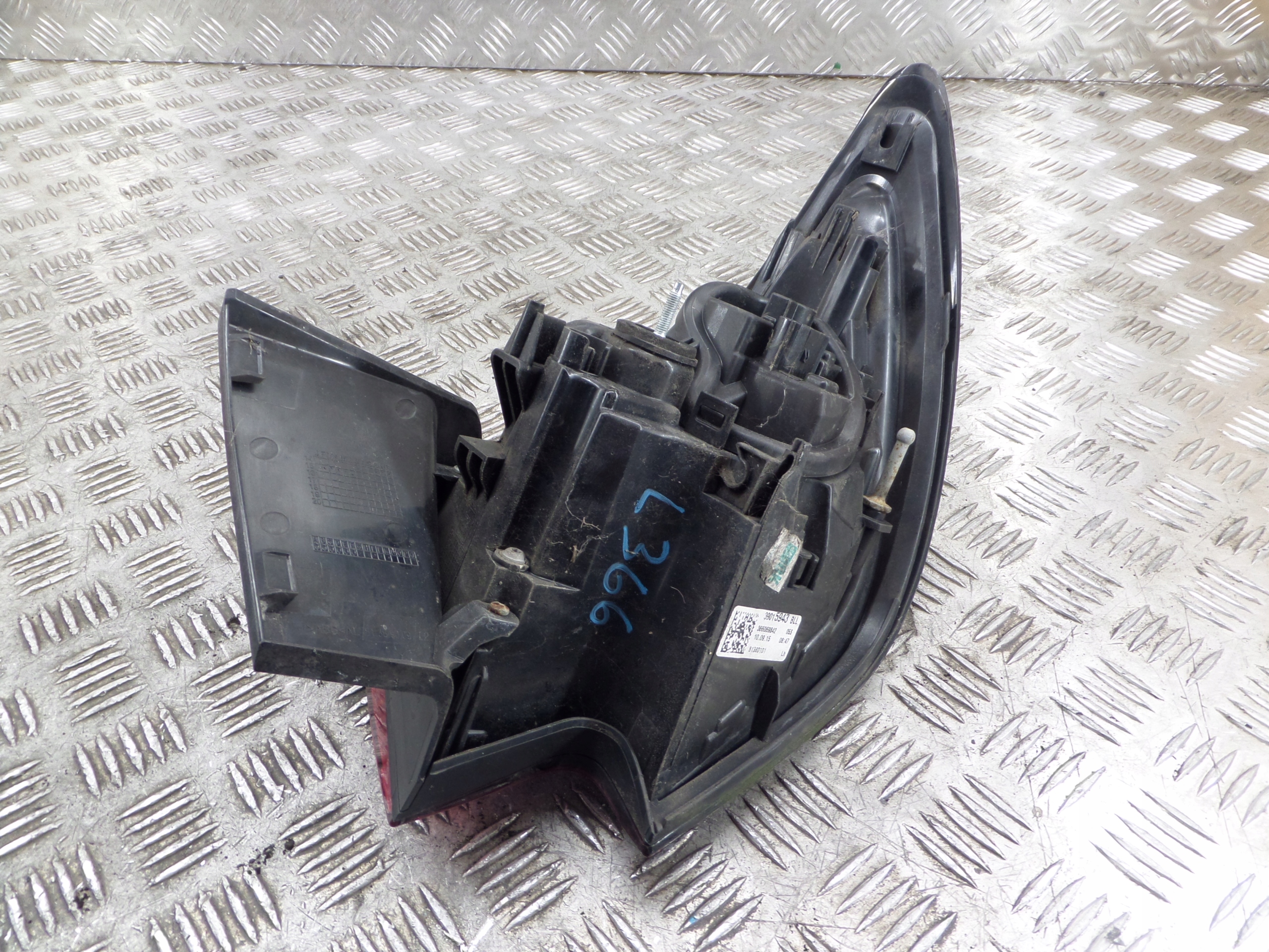 OPEL ASTRA K V HB light left rear rear part 39015943