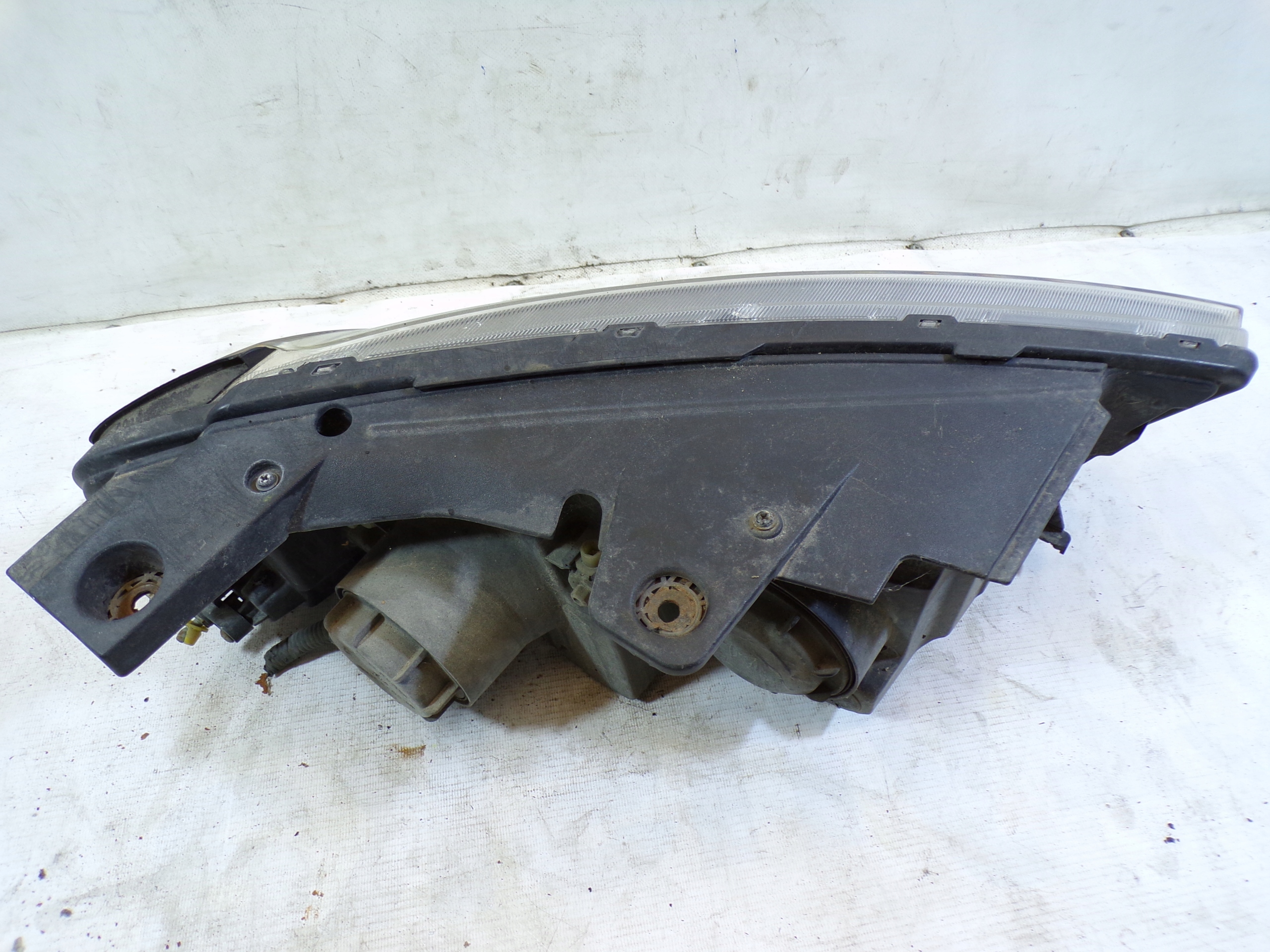 light front front left CHEVROLET CAPTIVA (K1)