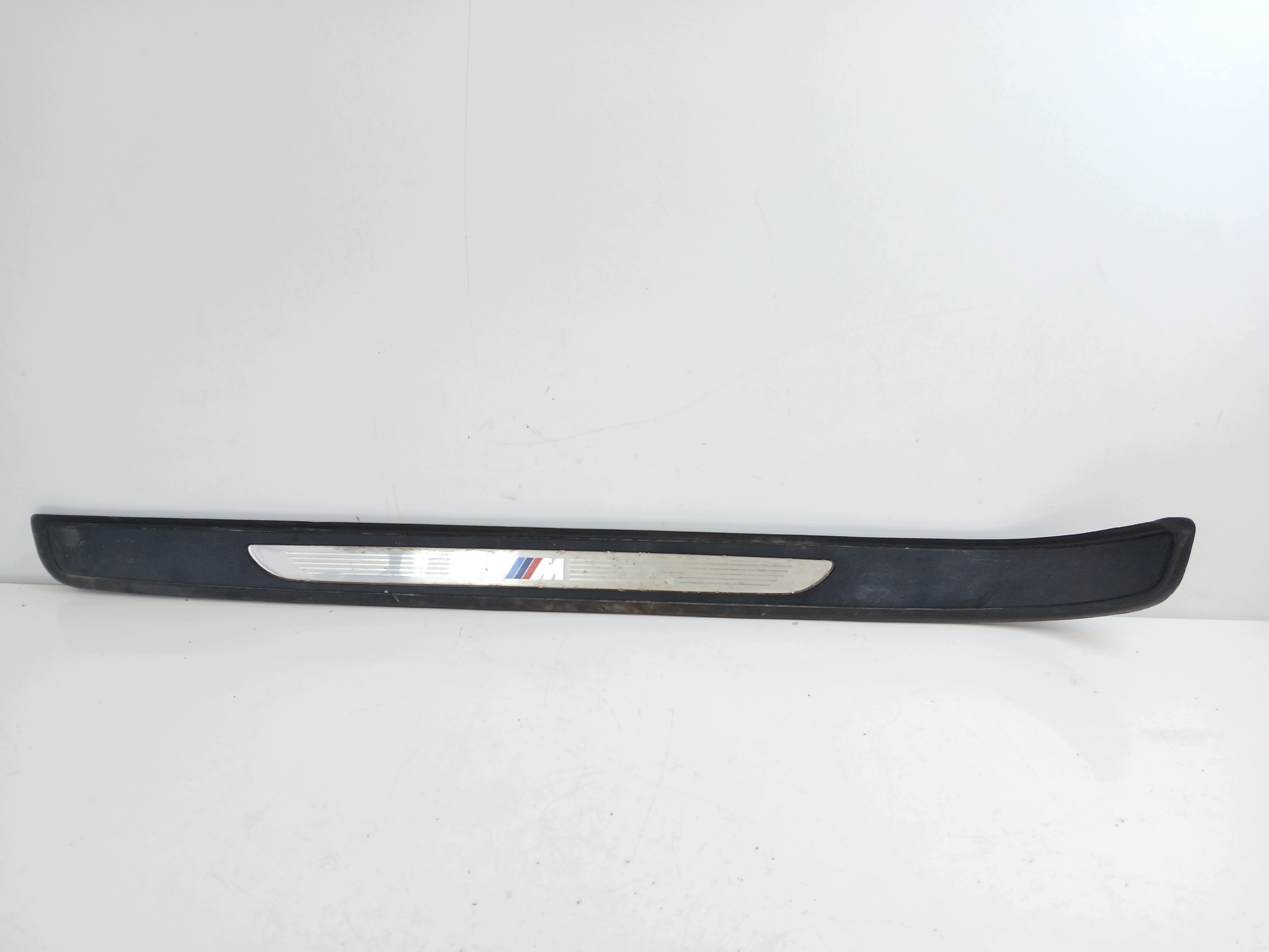 BMW E92 COUPE cap moulding threshold left M PAKIET 8042855