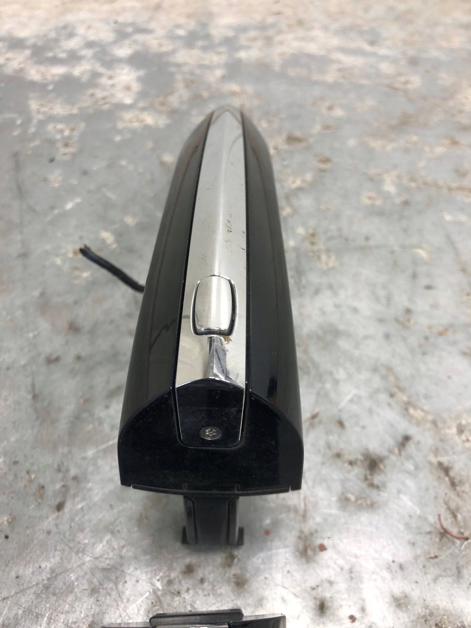 handle exterior left front OPEL INSIGNIA B