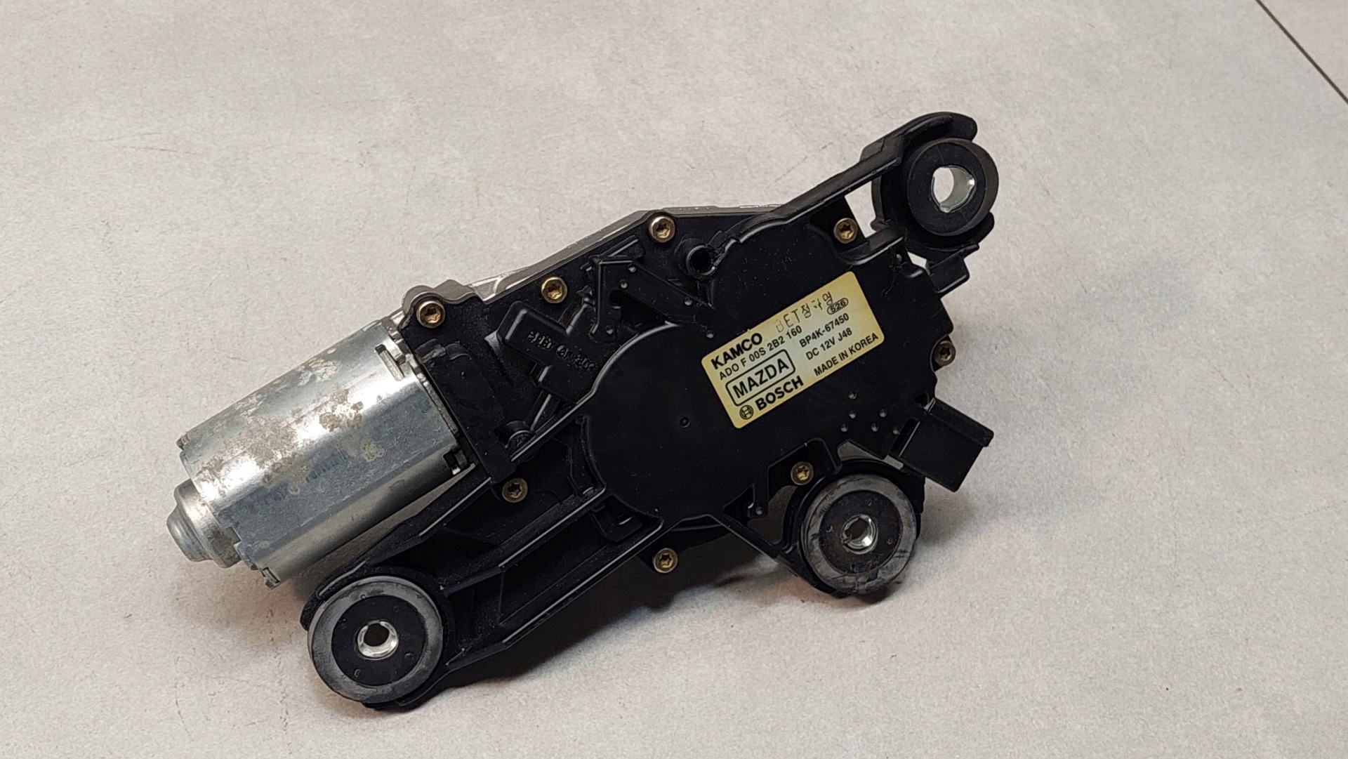 motor ablaktörlők far MAZDA 3 BP4K67450