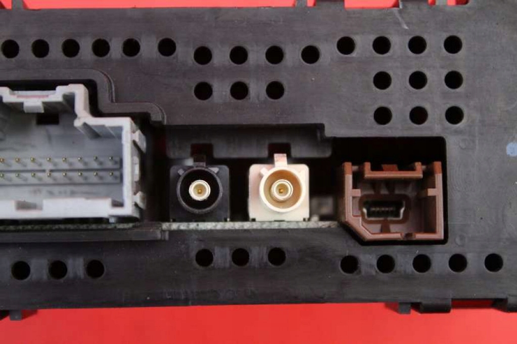control unit module RADIA 23115521 CADILLAC XTS 12-17
