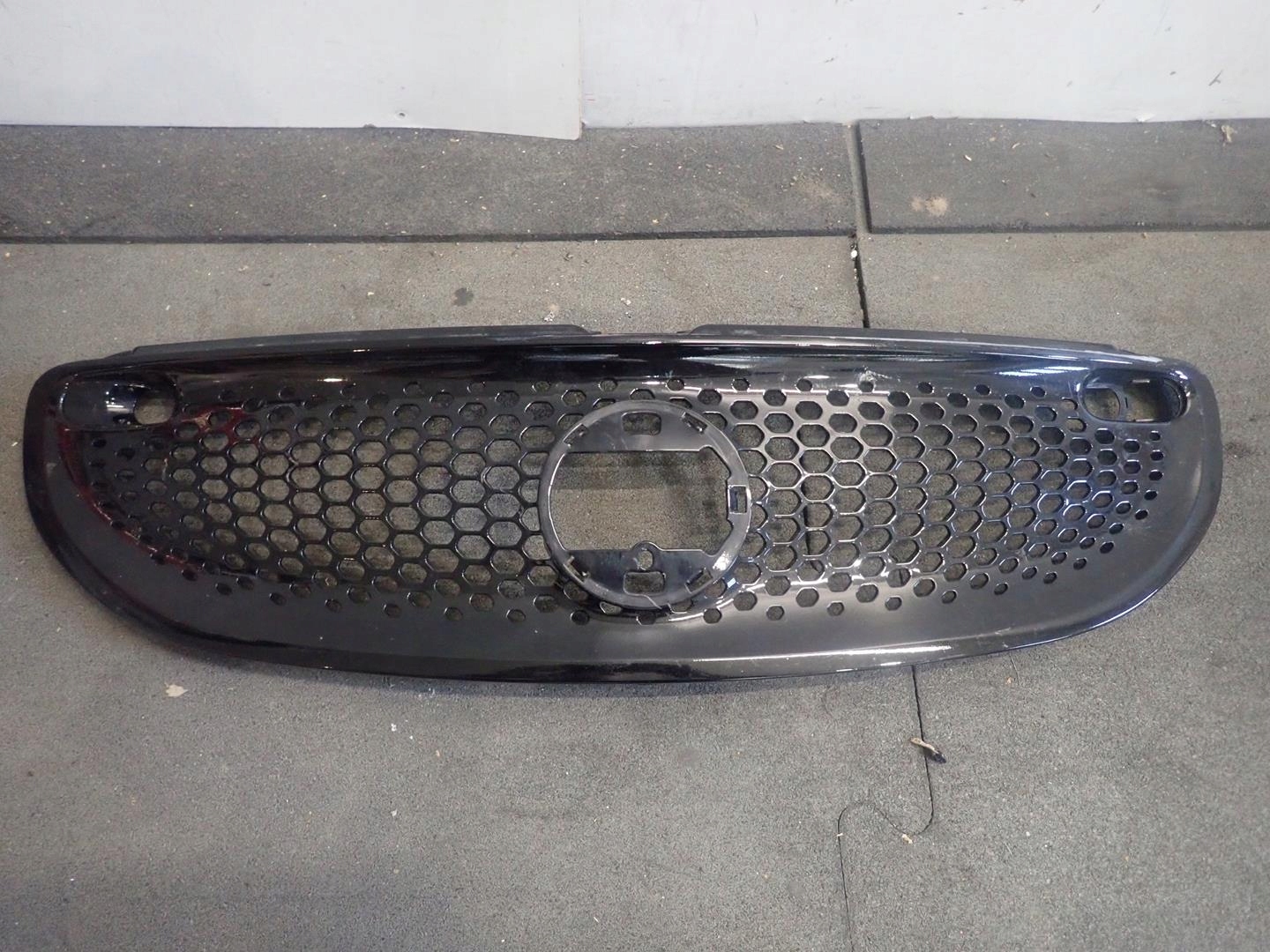 GRILL SMART FORTWO A453 W453 2014