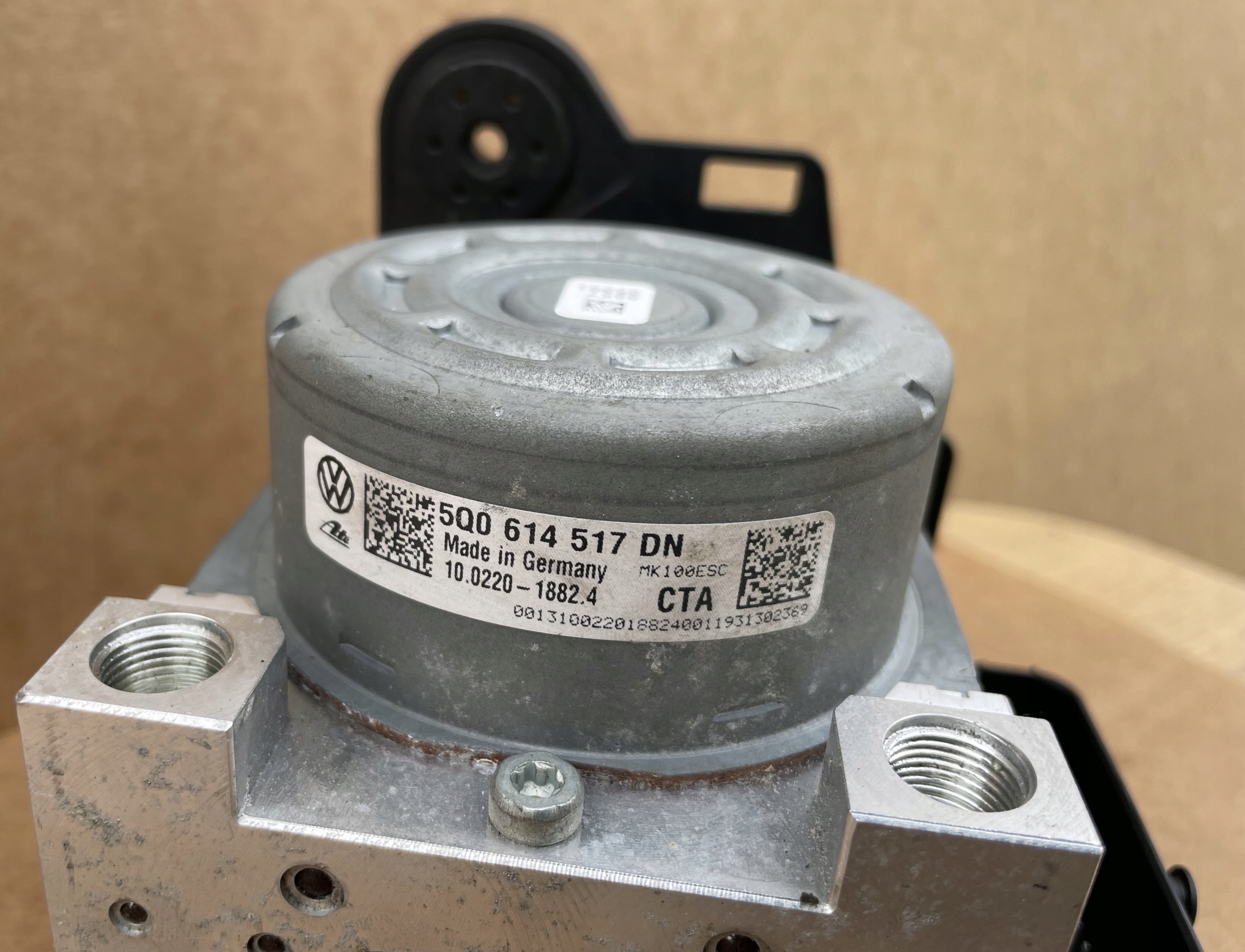 Pompa ABS VW SKODA AUDI 5Q0614517DN Originale IDEAL