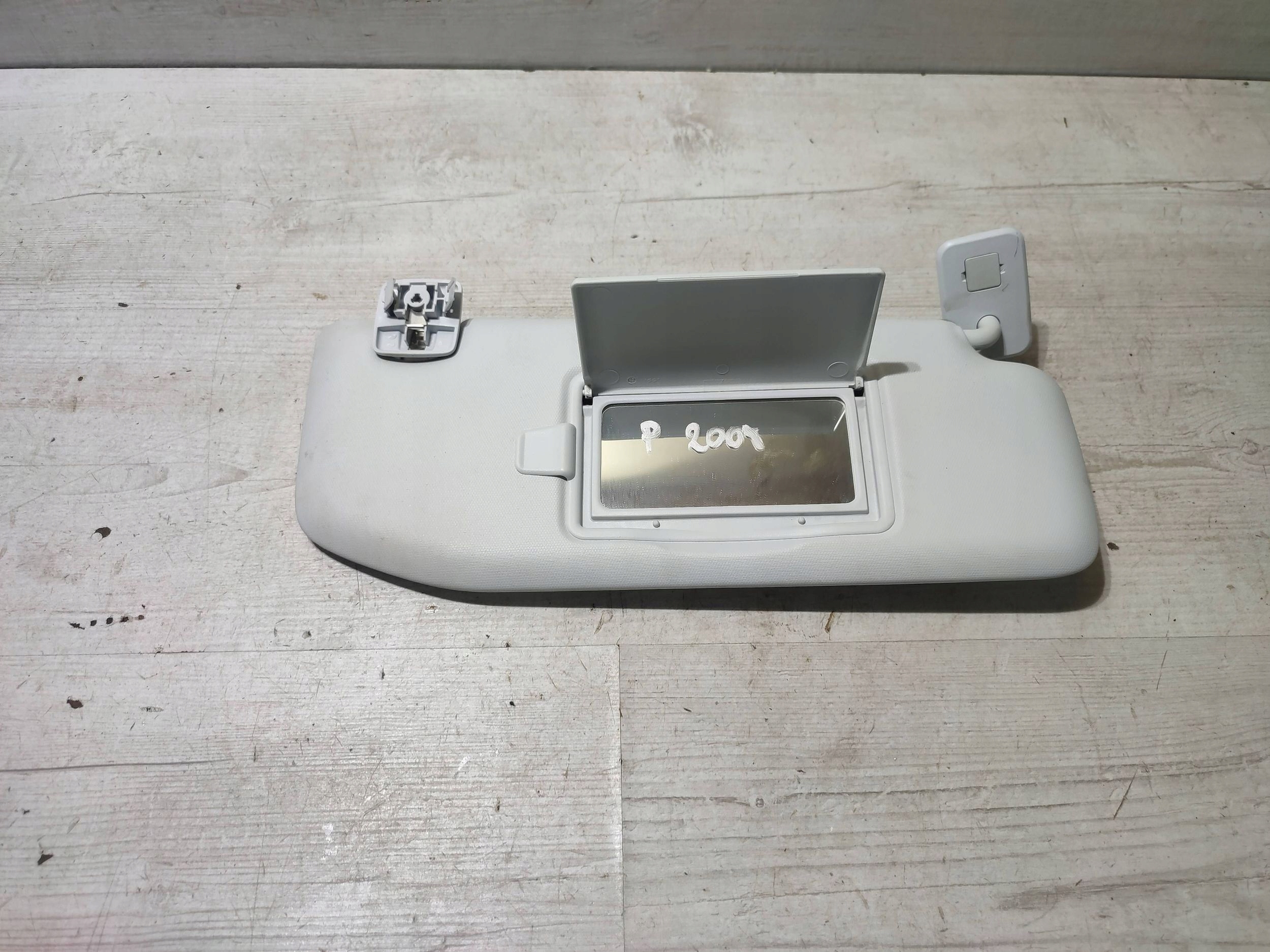 Peugeot 2008 II 2020 front side right cover przeciwsloneczna