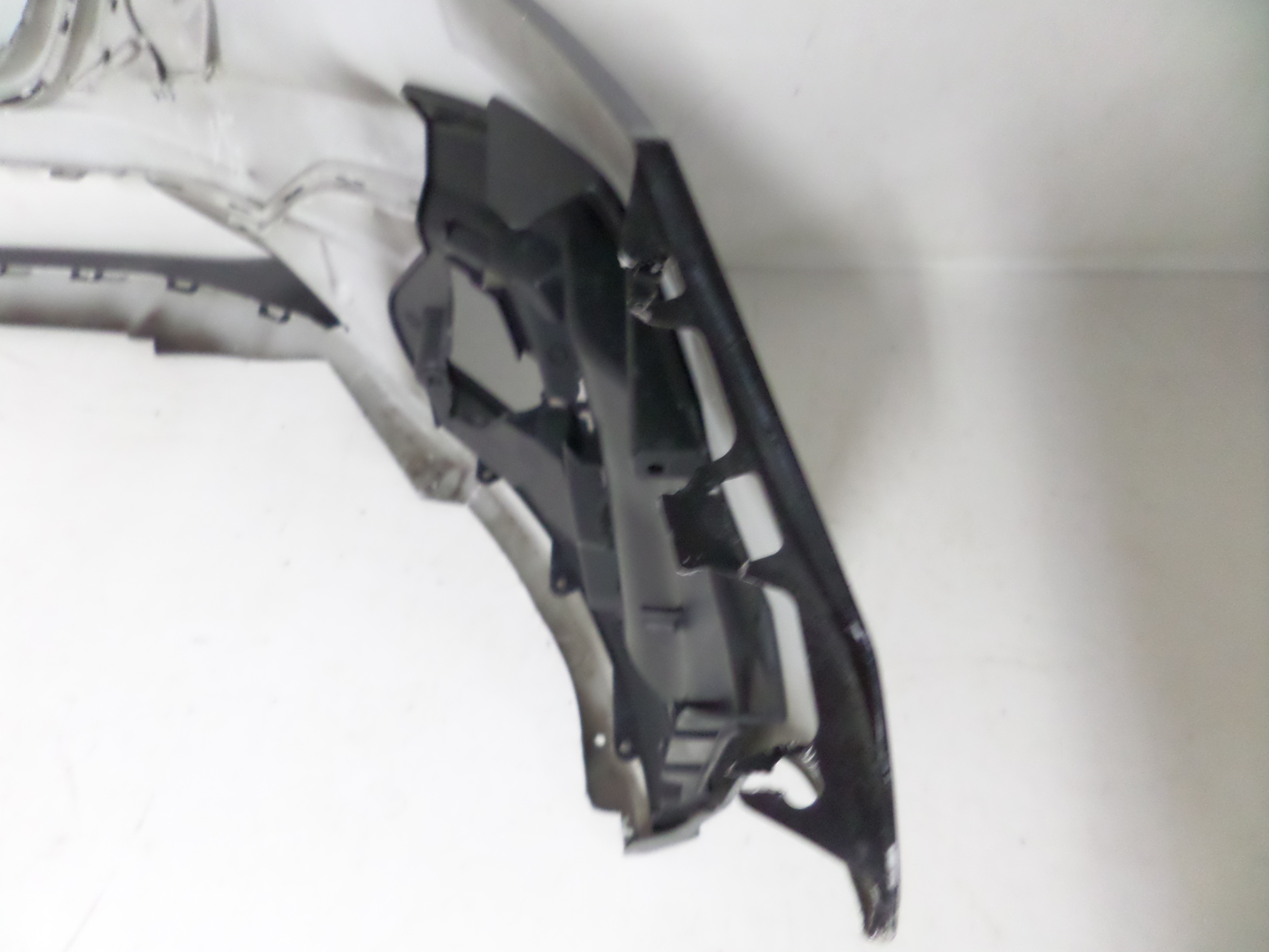 nárazník predný predok FORD FOCUS MK4 18- ST
