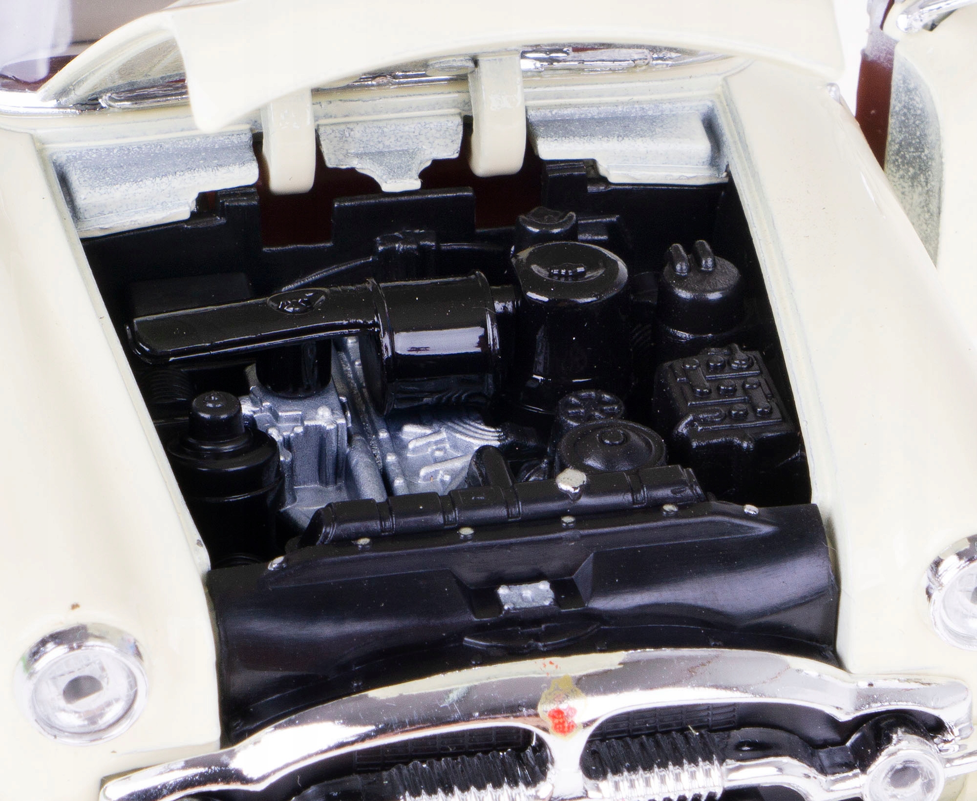 PACKARD CARIBBEAN 1953 MODEL METAL WELLY 1:28 KREM Marka Welly