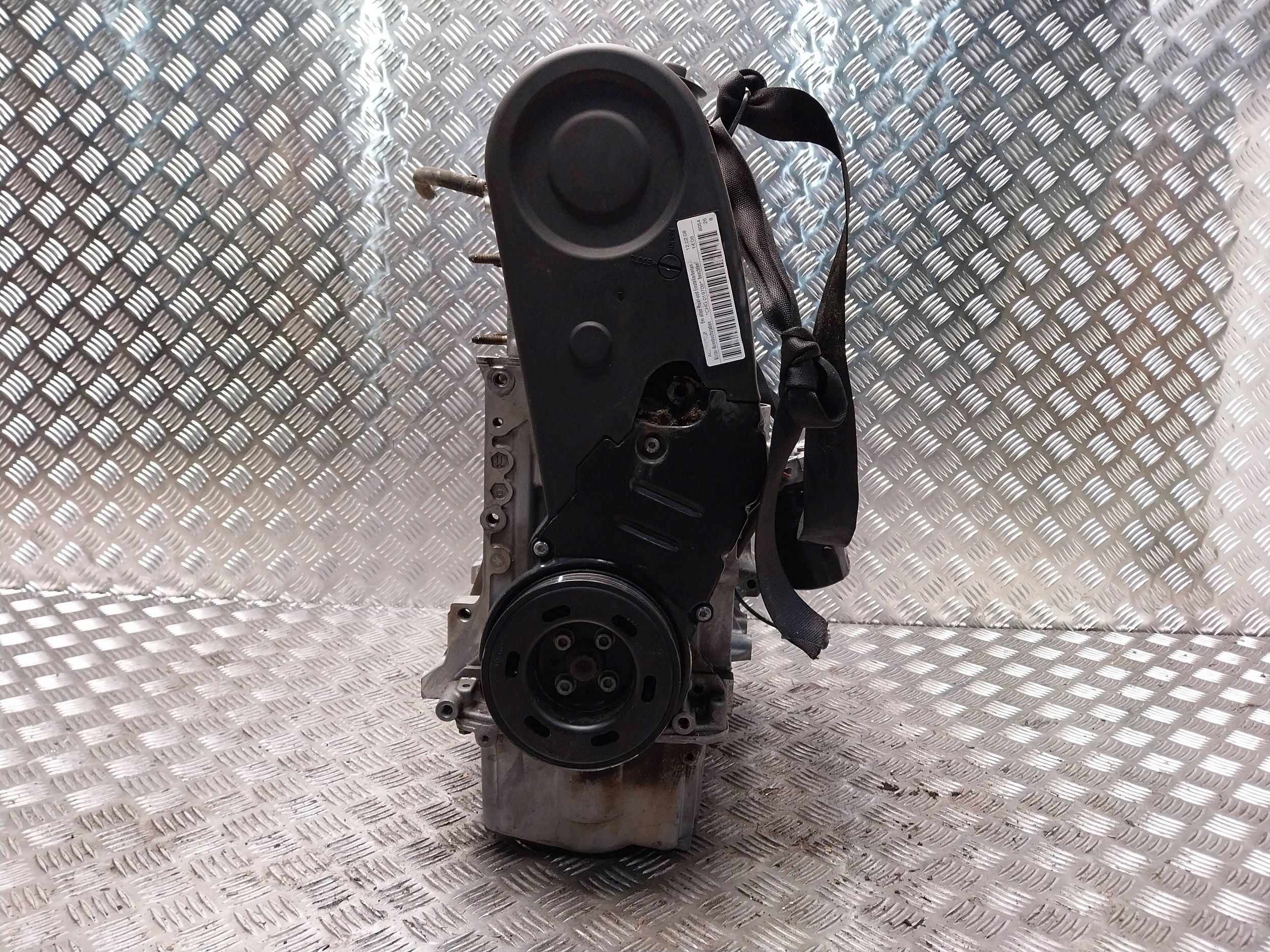 engine CHG VW GOLF VI TOURAN and OCTAVIA II CADDY III 1.6 FSI unprotected pillar