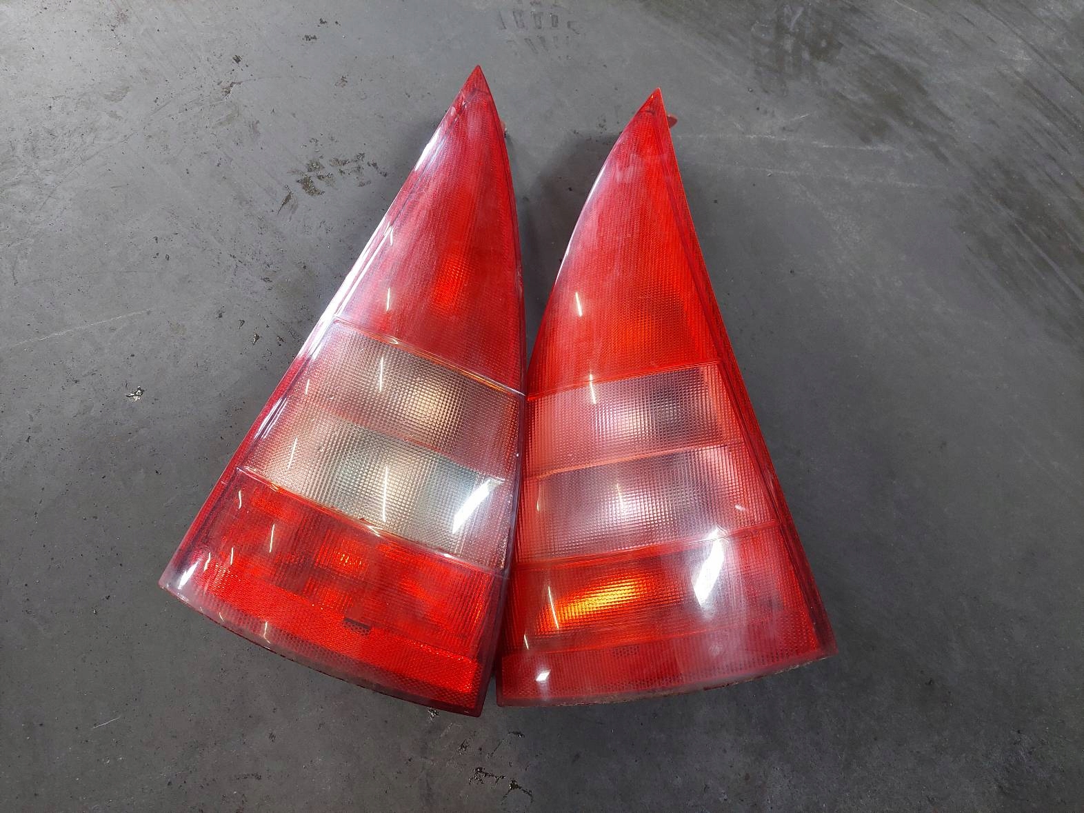 complete rear part CITROEN C3 and EKQD trunk door bumper lights
