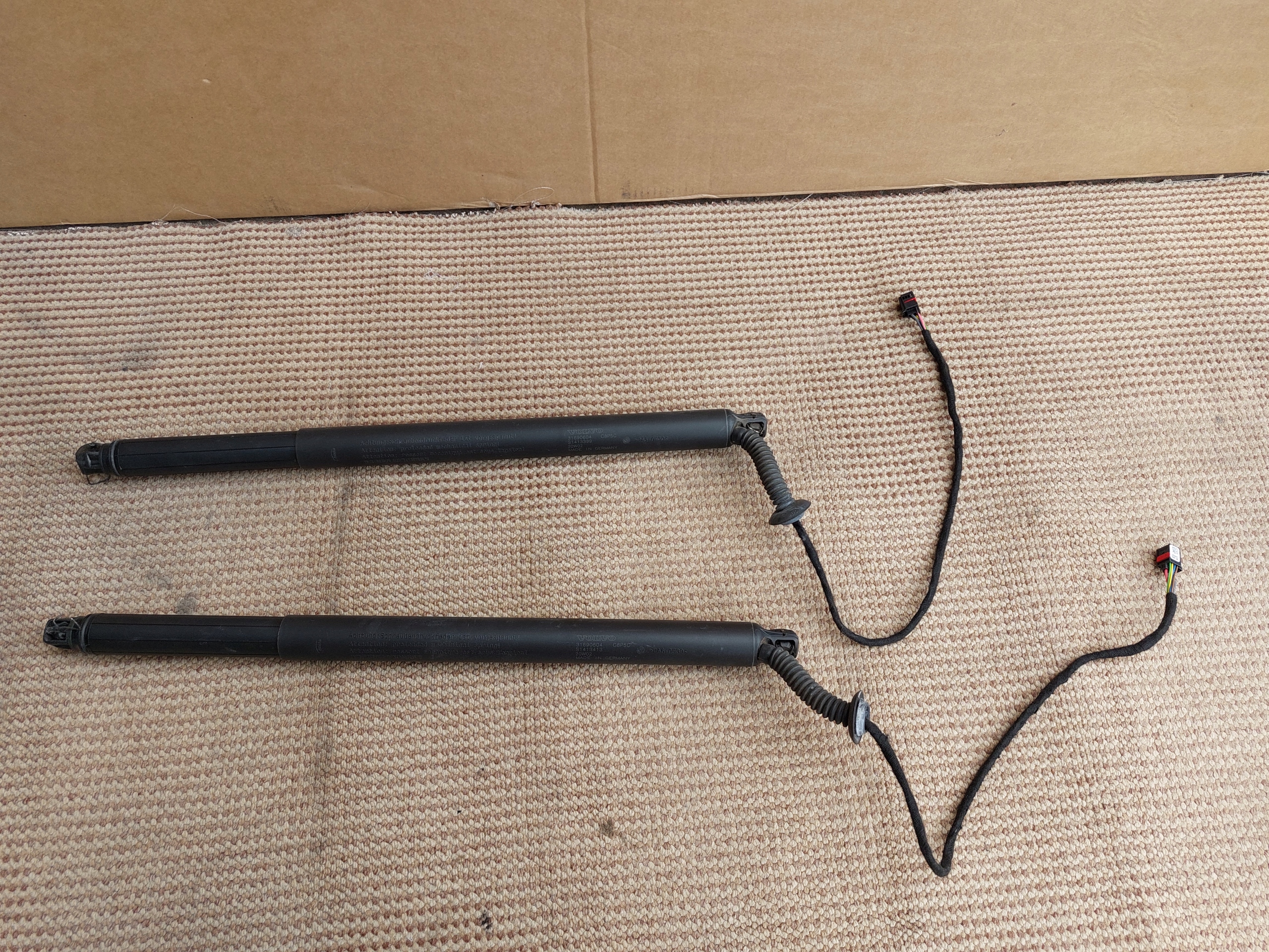 damper bonnet electrical VOLVO XC90 II 19r