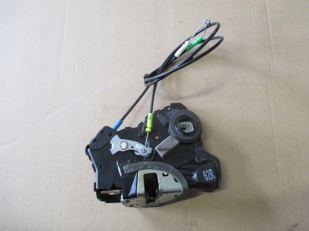 TOYOTA AVENSIS T25 03- ZAMEK PRAWY PRZEDNI 2 PIN