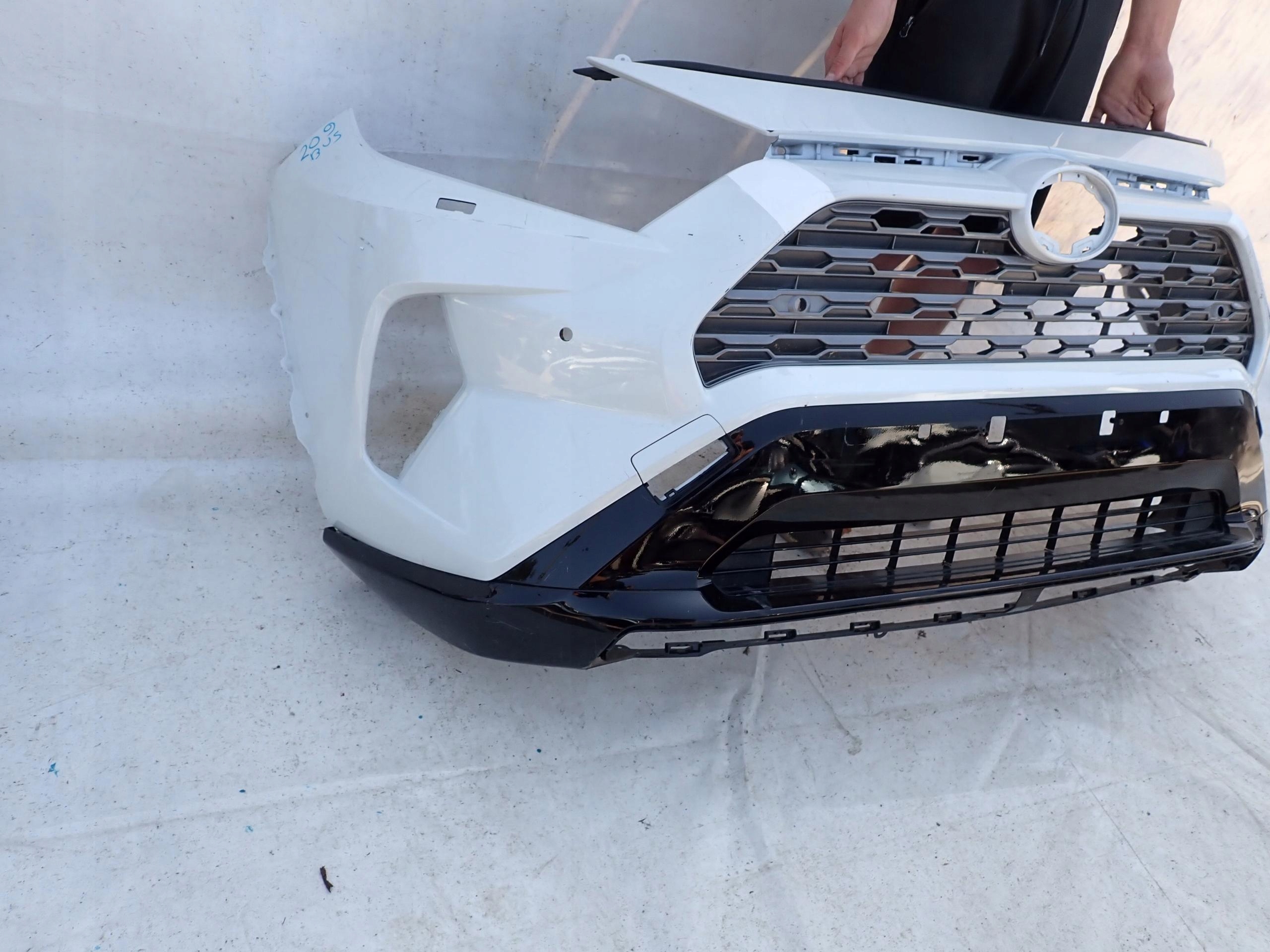 TOYOTA RAV4 V 19- bumper front front PDC SPR