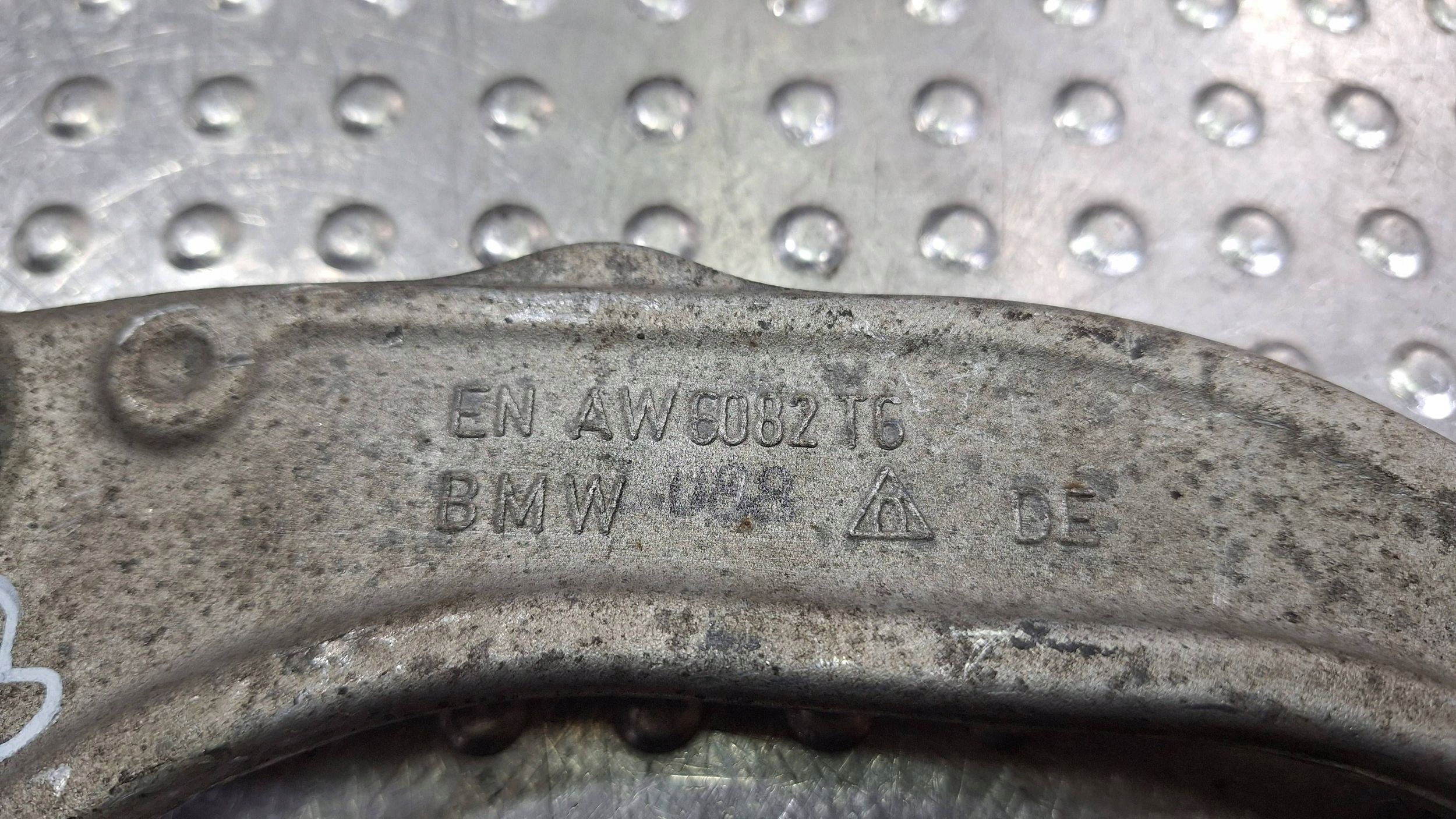 arm right front upper 6776418 BMW X5 E70 X6 E71 F15 F16