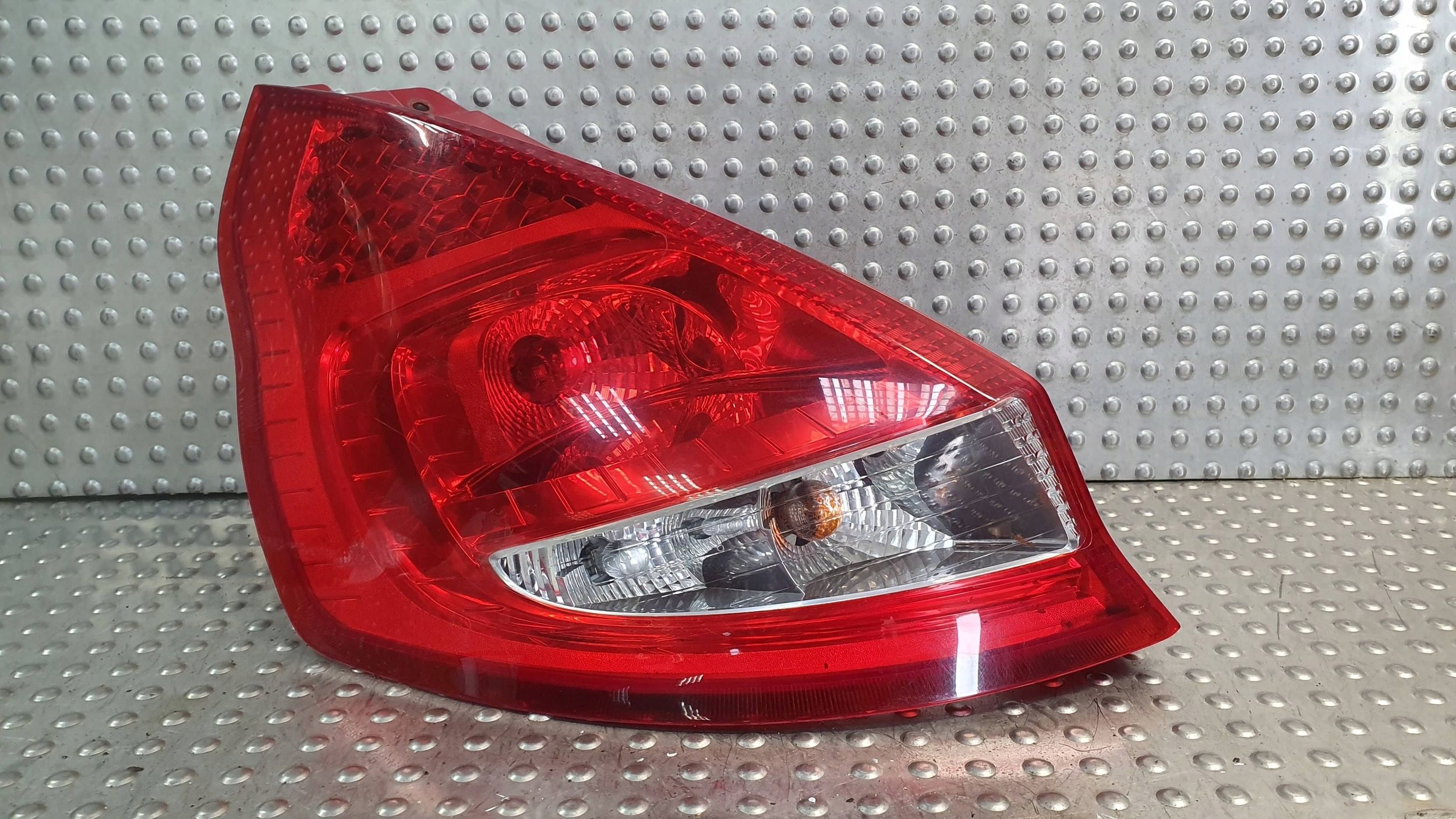 light rear part left FORD FIESTA MK7 08- 8A61-13405-A