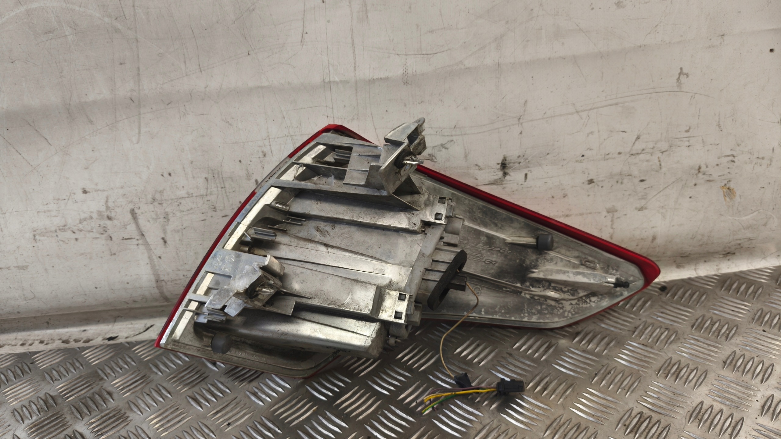 light left rear part CITROEN PICASSO C4 2008 r