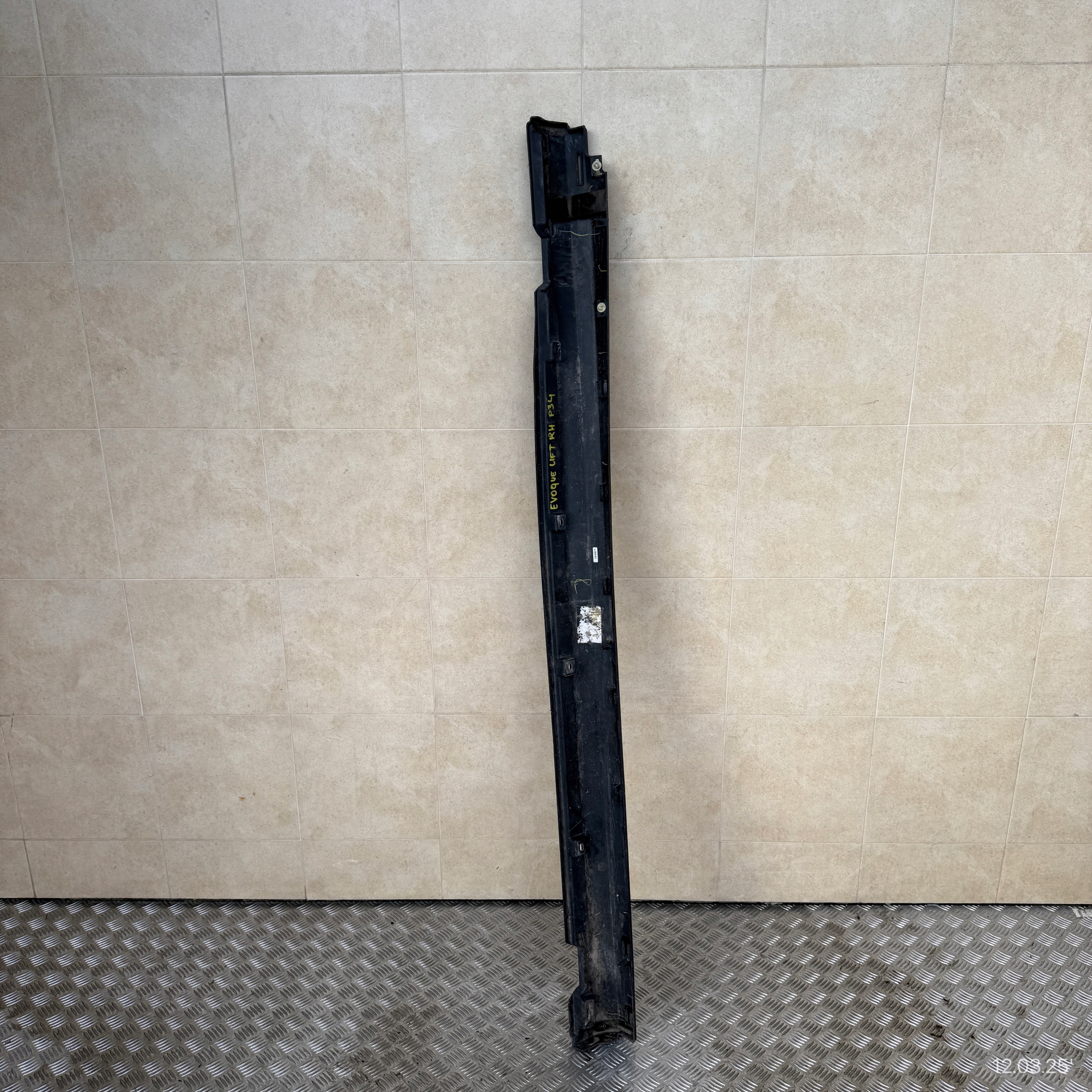 moulding threshold right threshold LAND ROVER RANGE ROVER EVOQUE LIFT BJ32-10154-AB