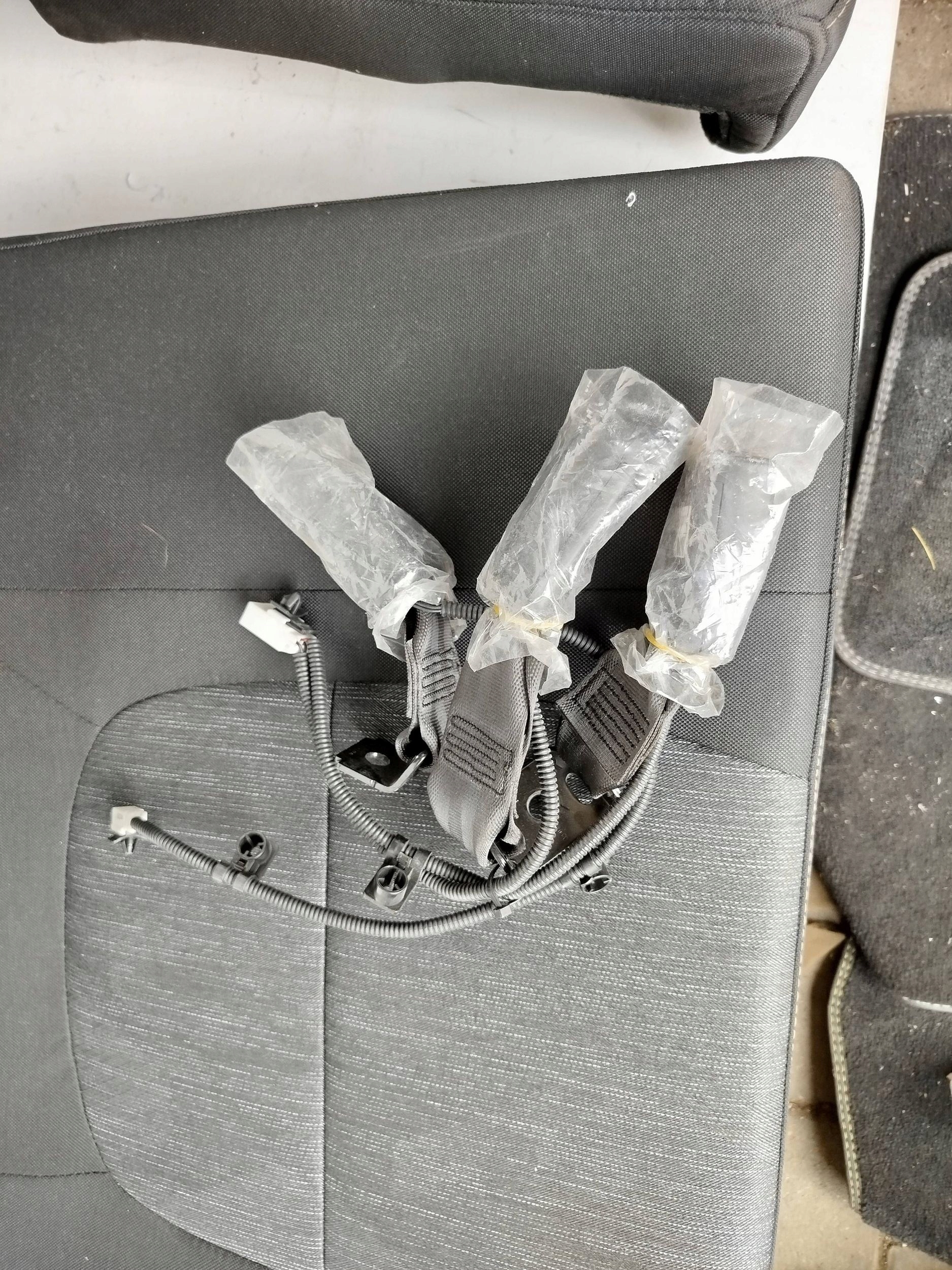диван kia PICANTO II с isofix