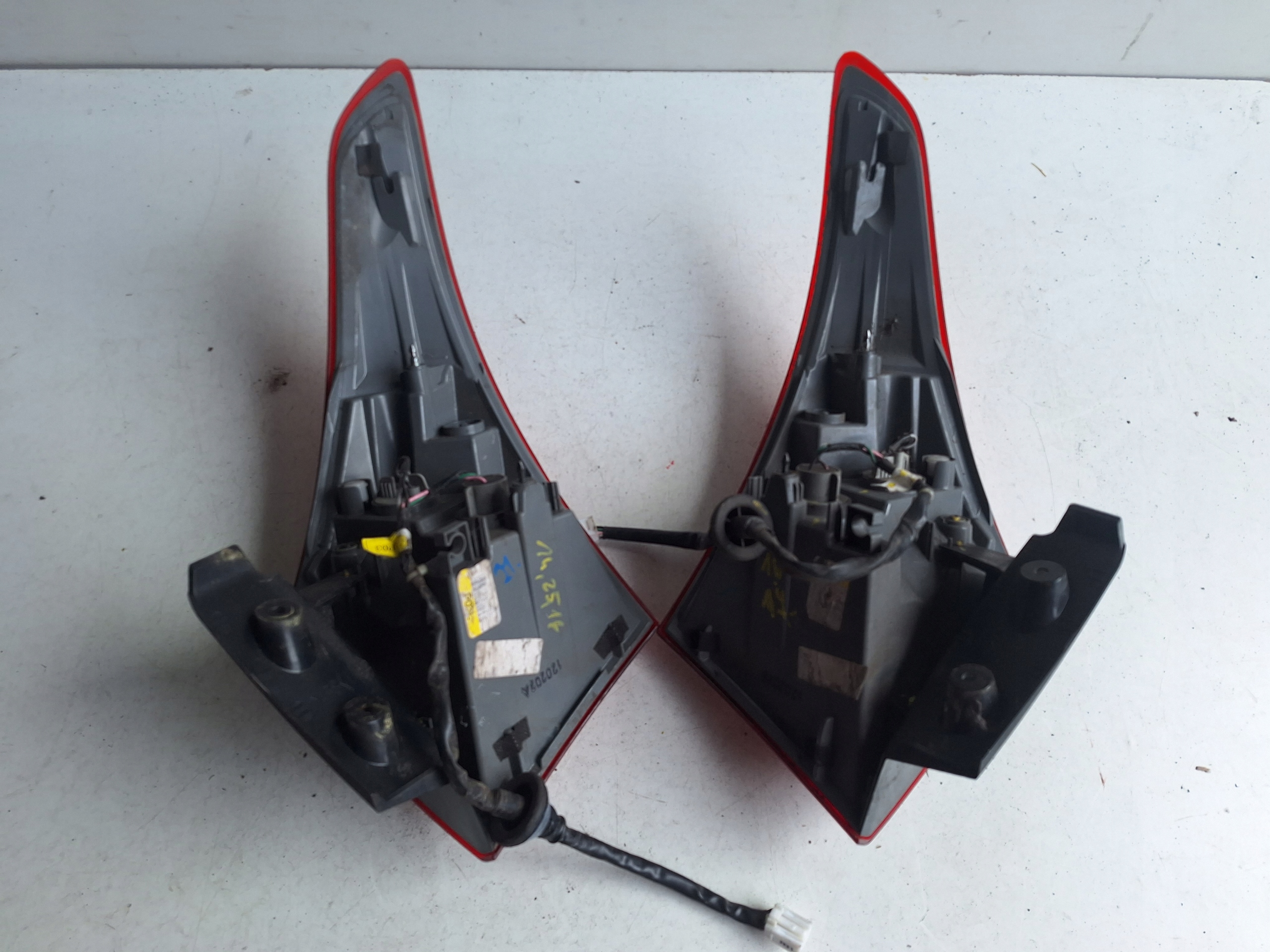HYUNDAI I30 II HB 12-15 light rear part left