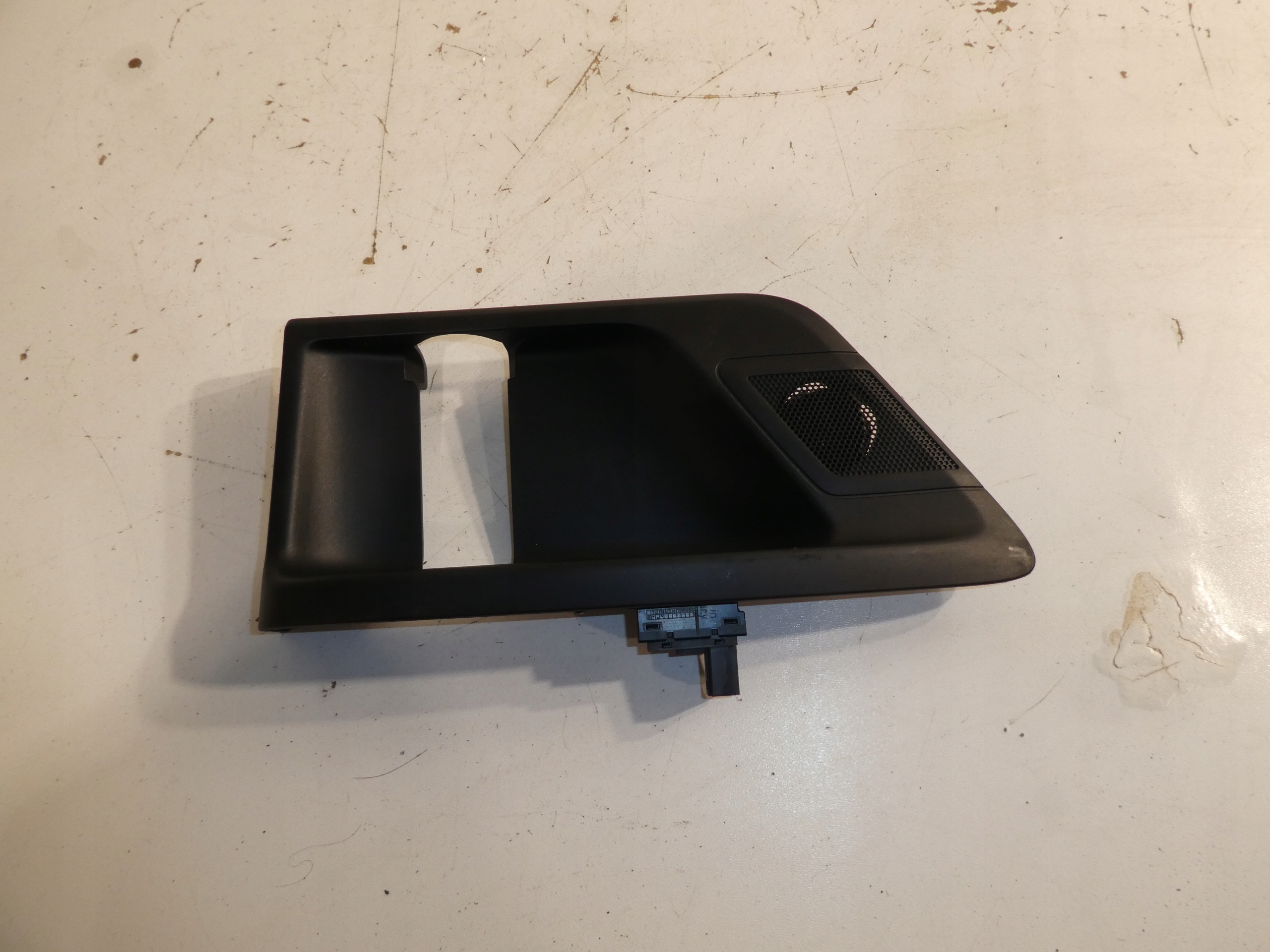 cover handles right speaker VW 7N0868162A