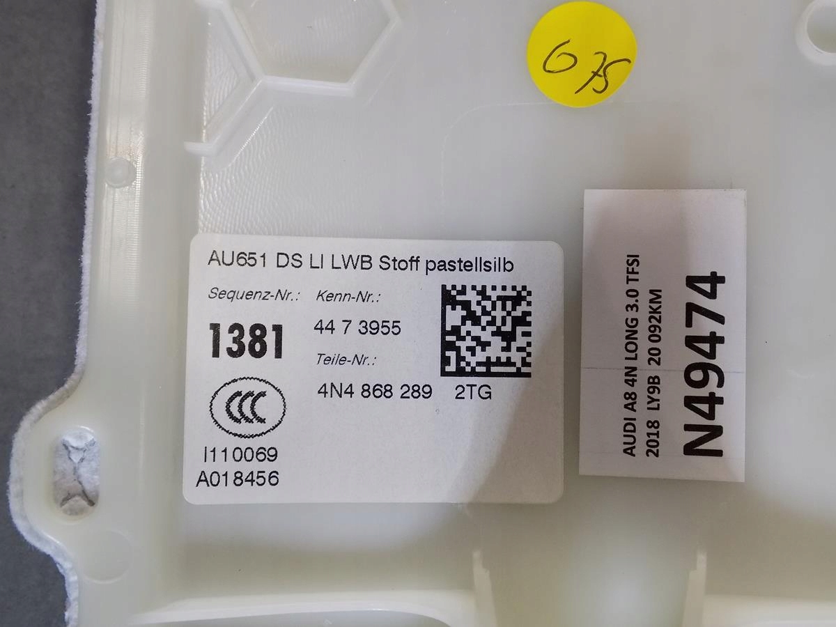 AUDI A8 4N side SLUPKA 4N4868289
