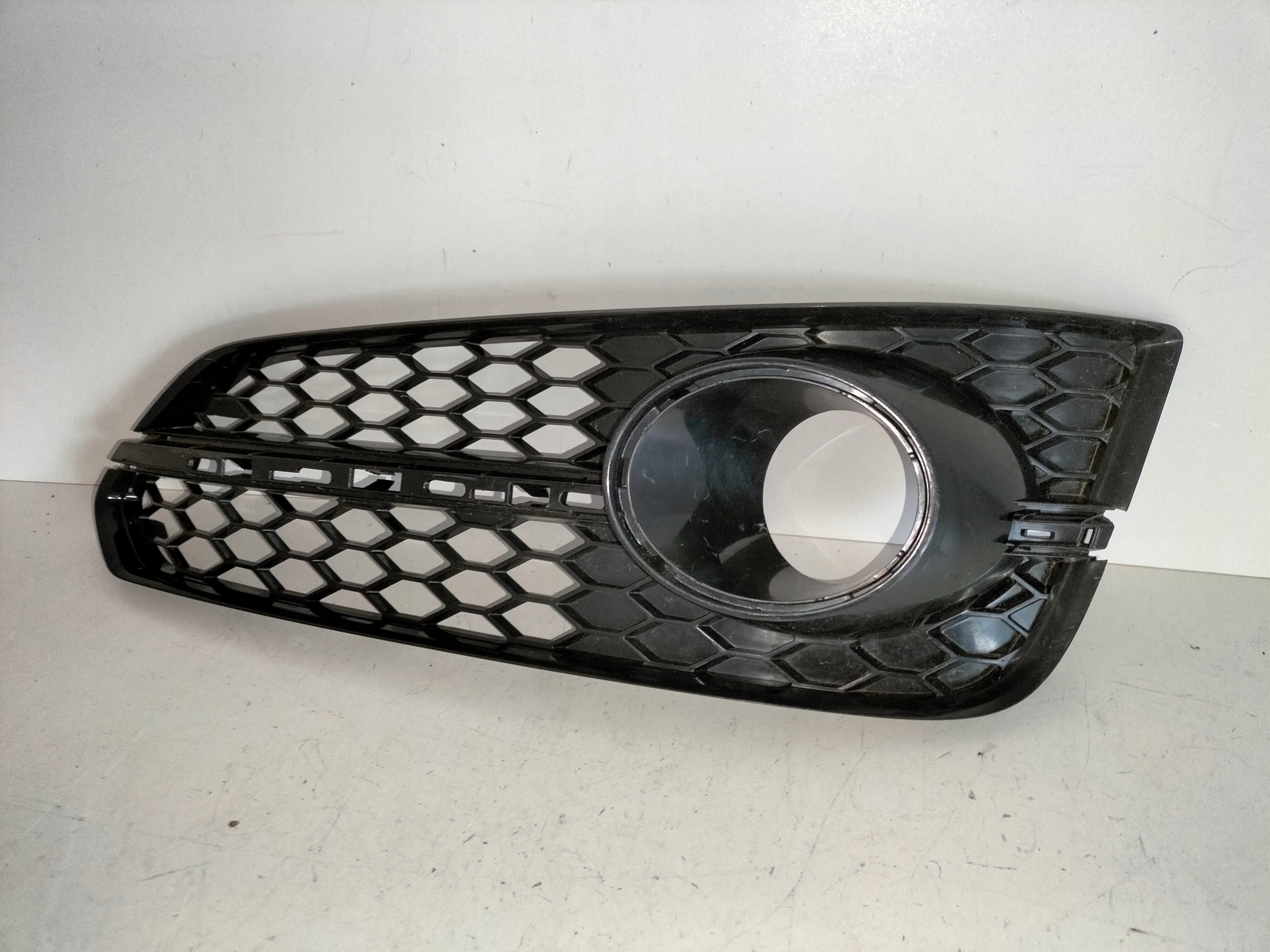 grille grid of a bumper left AUDI A8 D4 LIFT 13